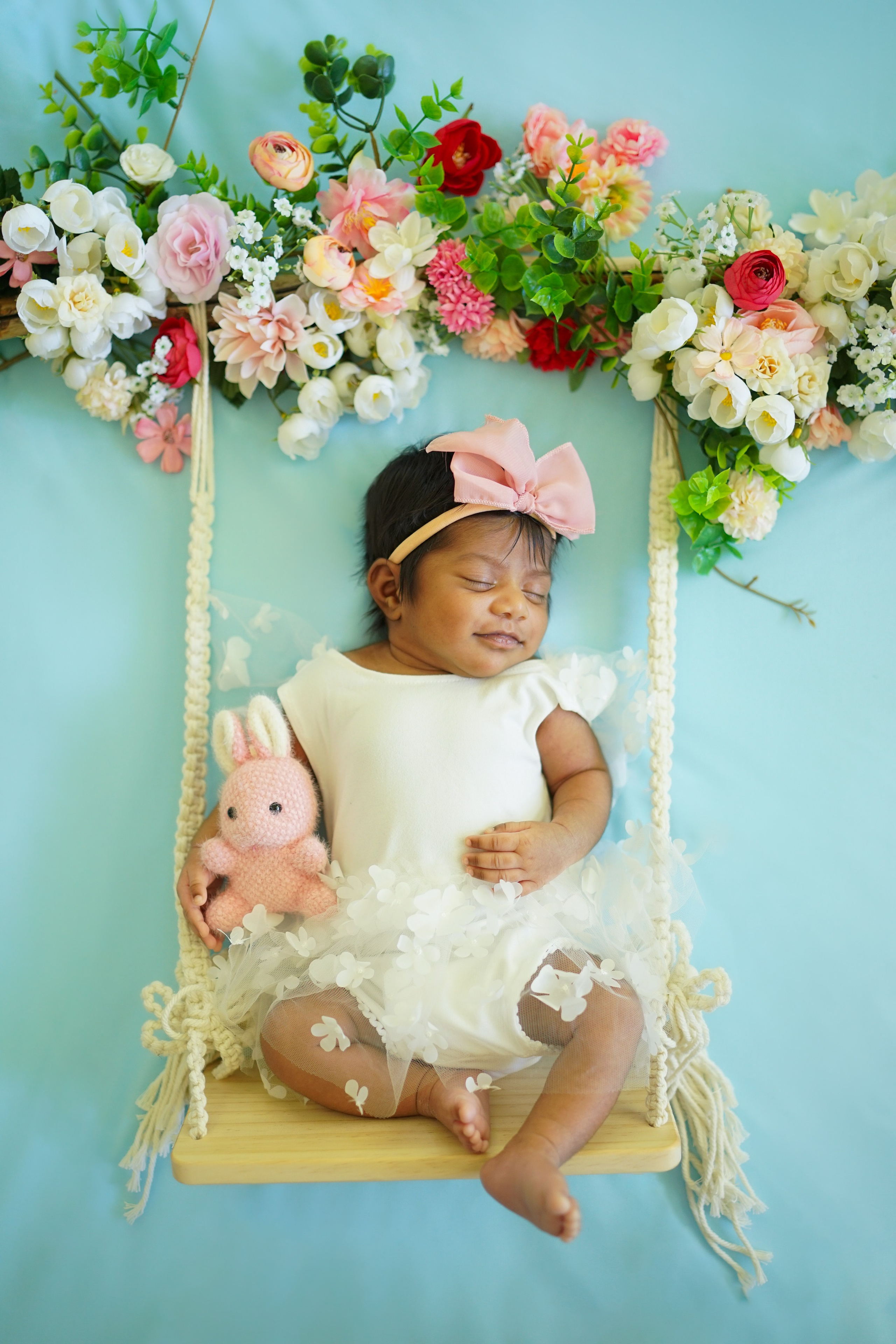 Posed Newborn. Maternity, family and newborn photography in San Francisco Bay Area