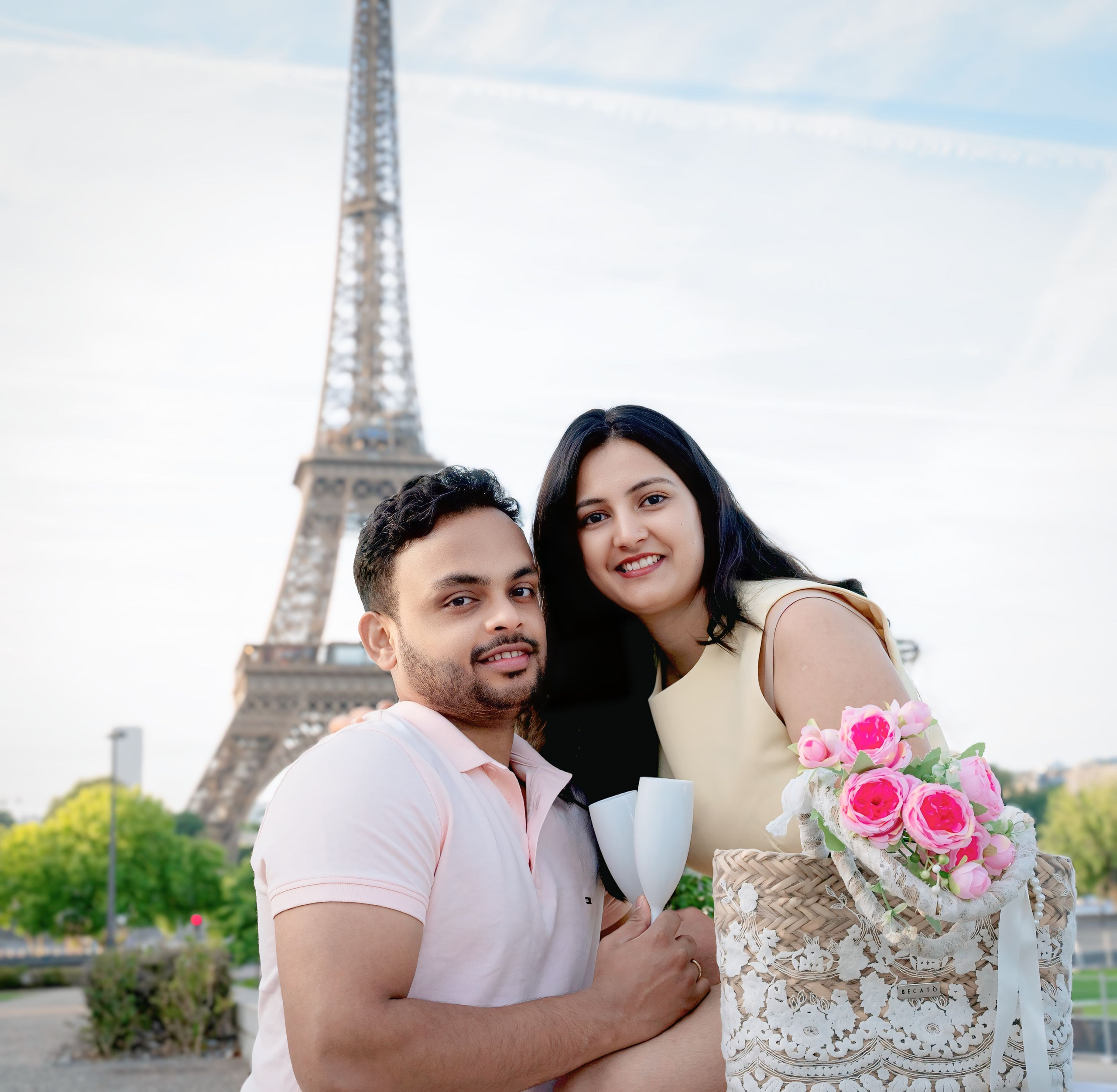 Lovestory photoshoot in Paris. Alina Tagzieva- a photograper in Paris