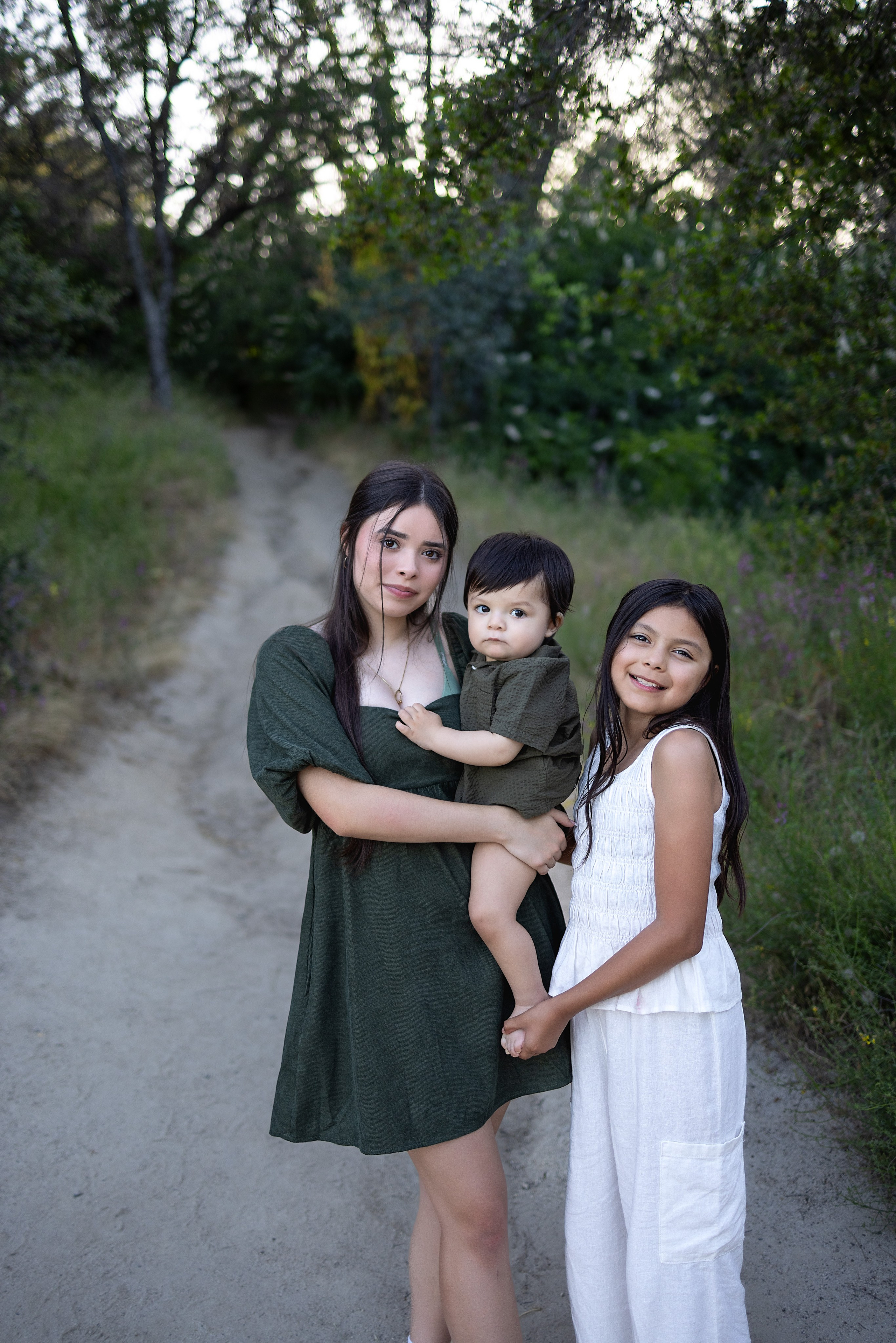 Family photo session. Newborn photographer Sacramento