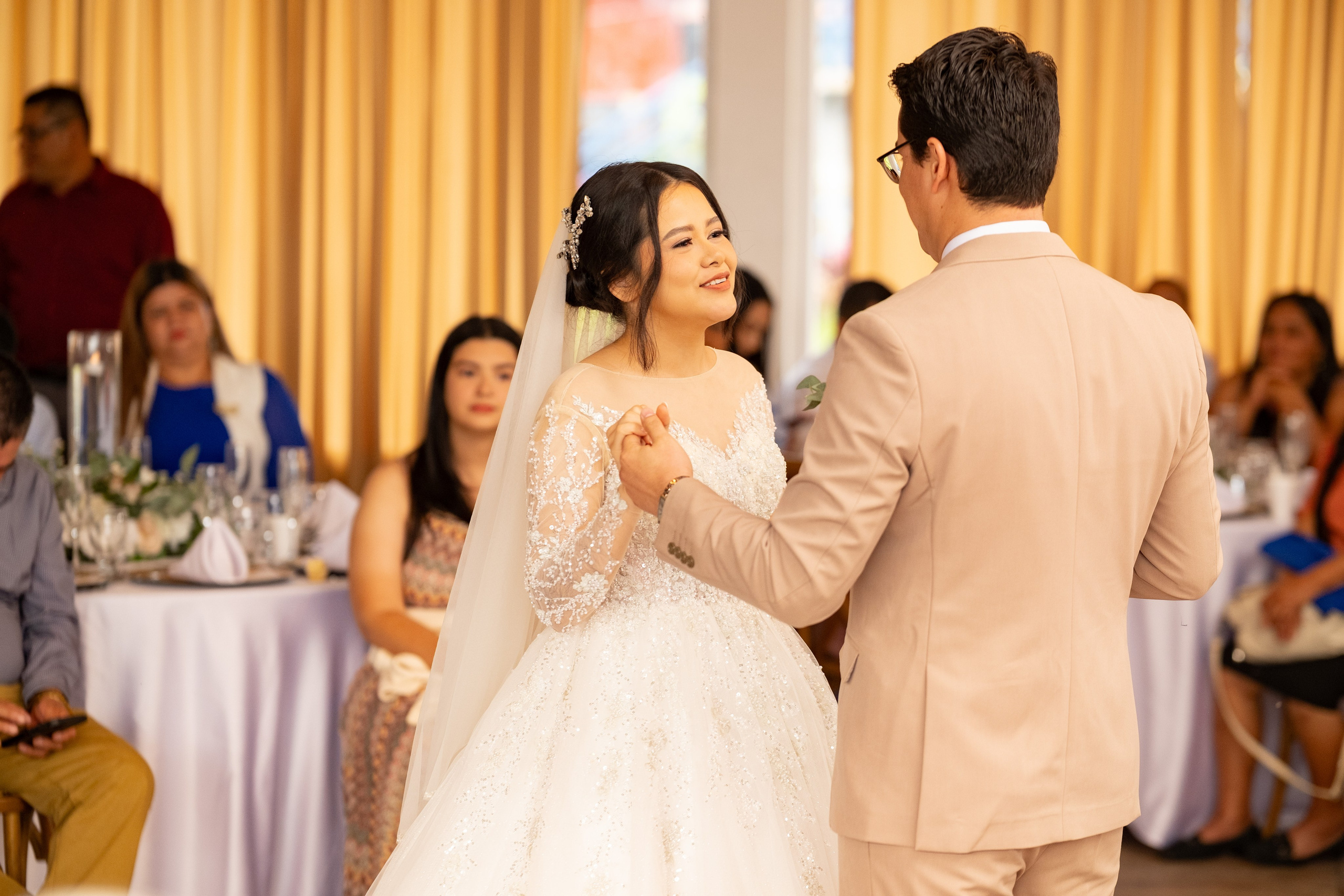 Abi & Gio. Daniel Brand | Fotografía de Bodas y Comercial en Honduras
