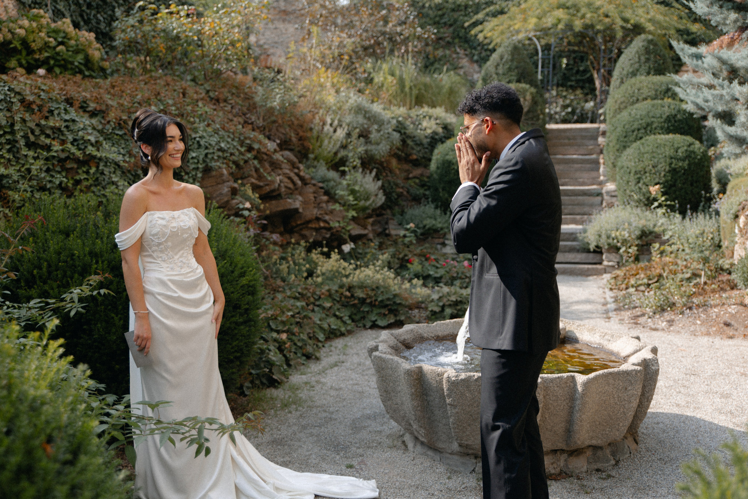 Elegant Castle Wedding in Austria | Alwin & Ruth’s Fairytale Celebration. Wedding photographer and videographer based in Timisoara, Romania