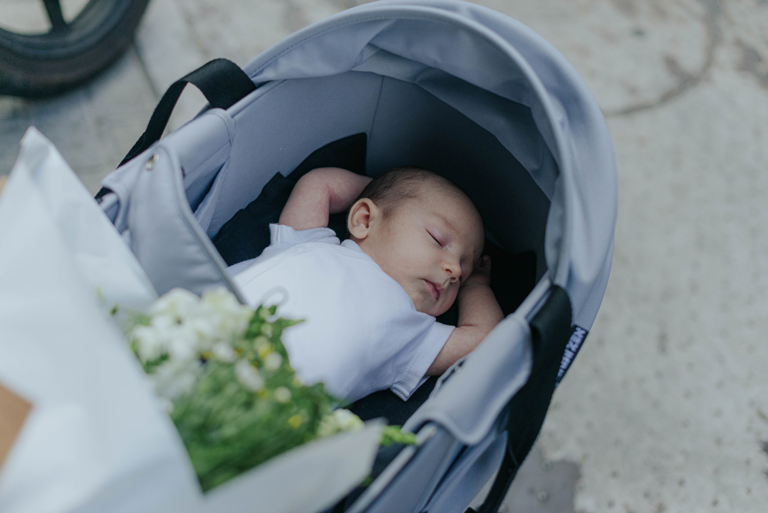 Mom Yana and Mars. Photographer @elmirkami in the city of Buenos Aires