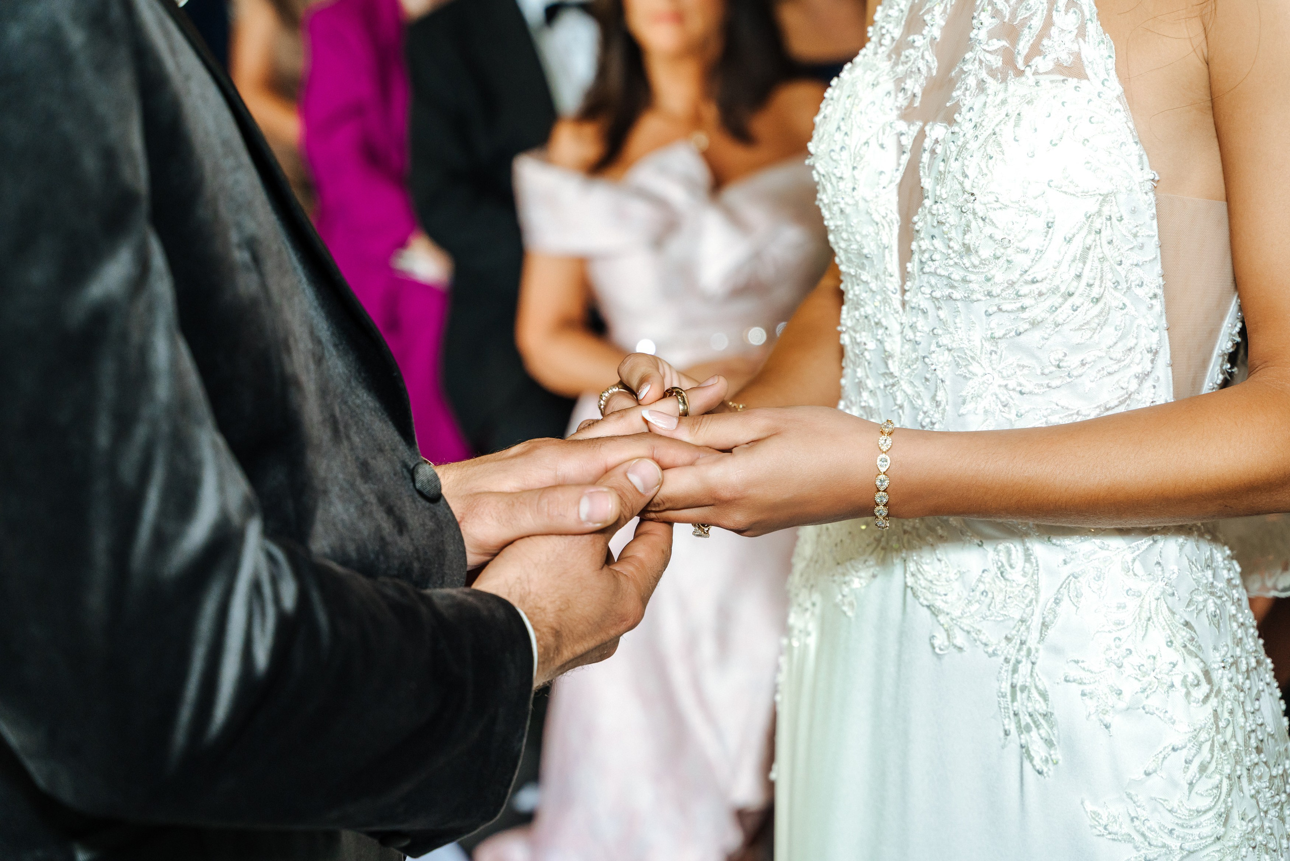 Wedding at Essendon Country Club. Photographer in England Ekaterina Romanova