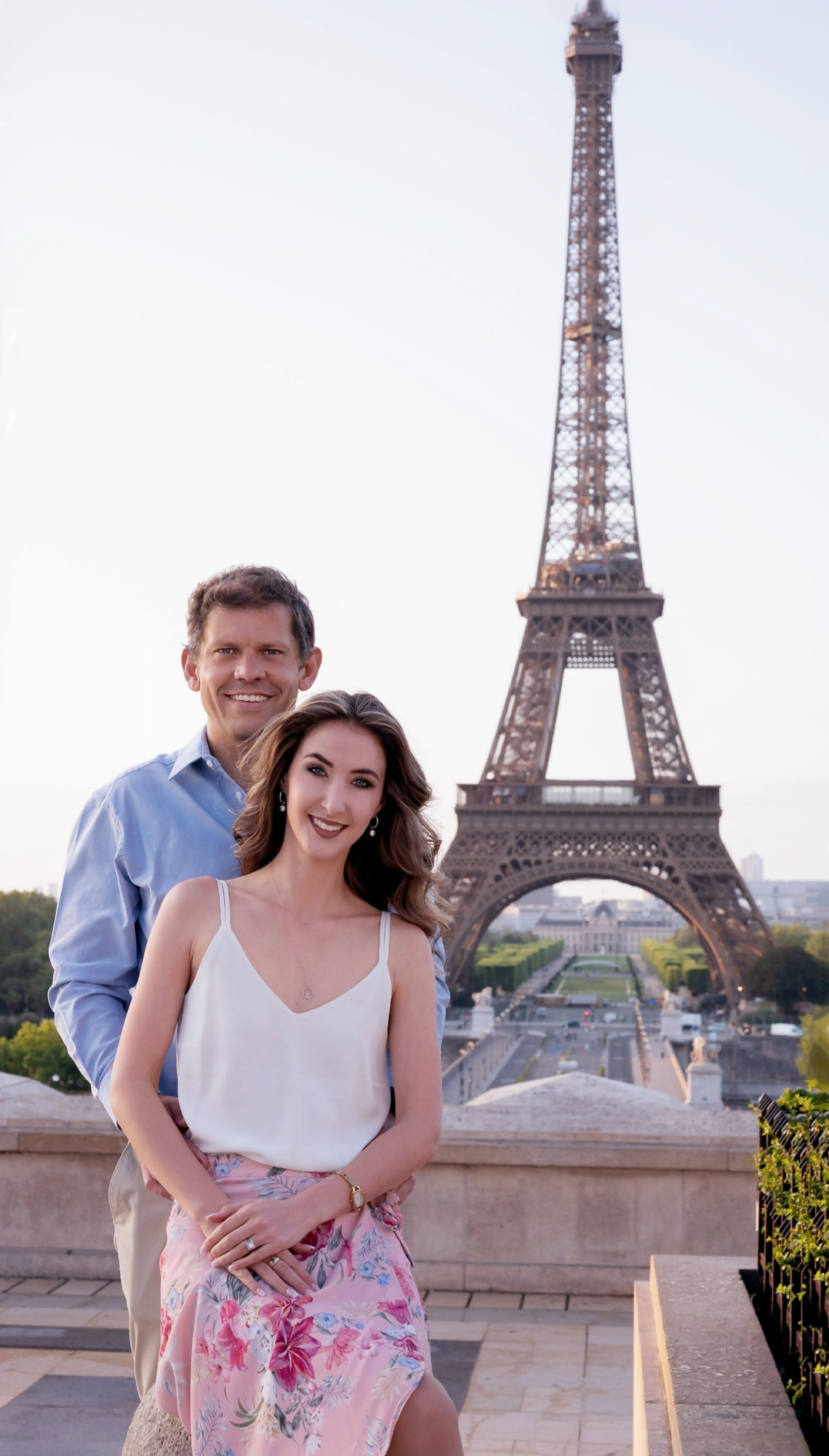 Lovestory photoshoot in Paris. Alina Tagzieva- a photograper in Paris