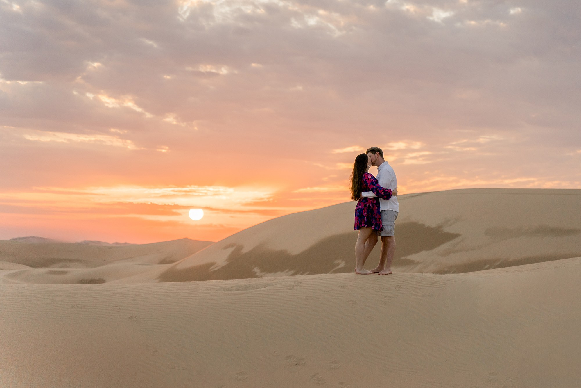 Professional Photographer in Abu Dhabi & Dubai — Marina Aubakirova | Family, Couple, Wedding & Individual Photoshoots