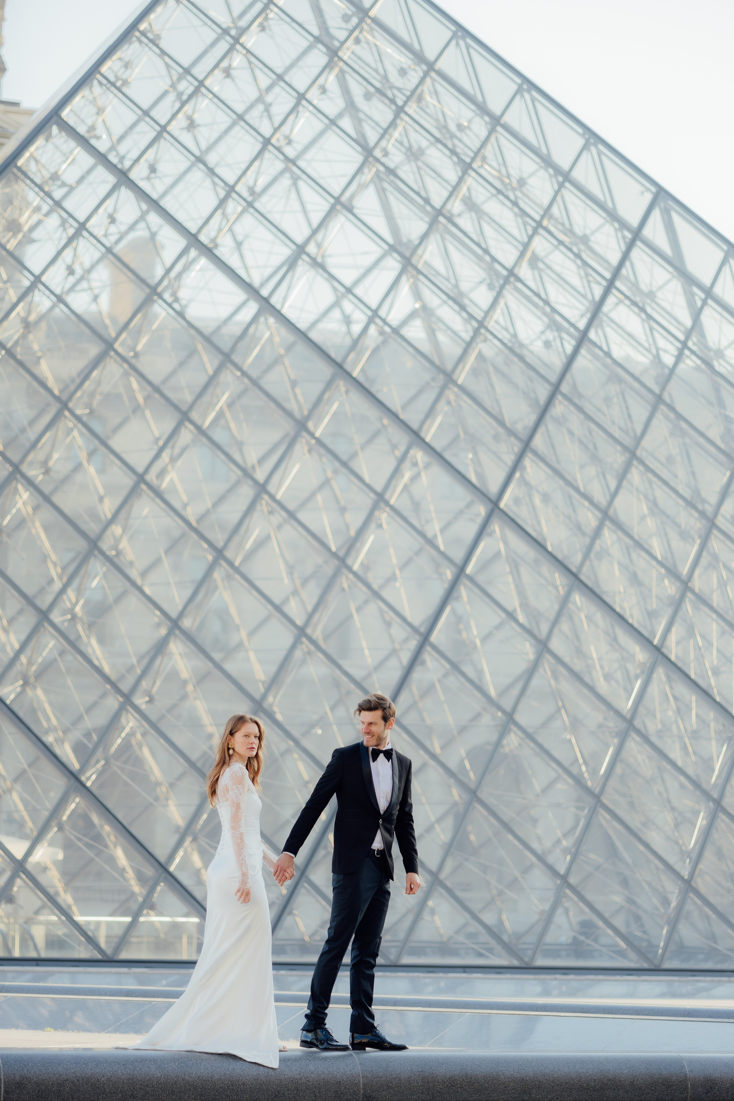 Photographer wedding in paris. Sara Luca Wedding Photographer in Italy and Europe