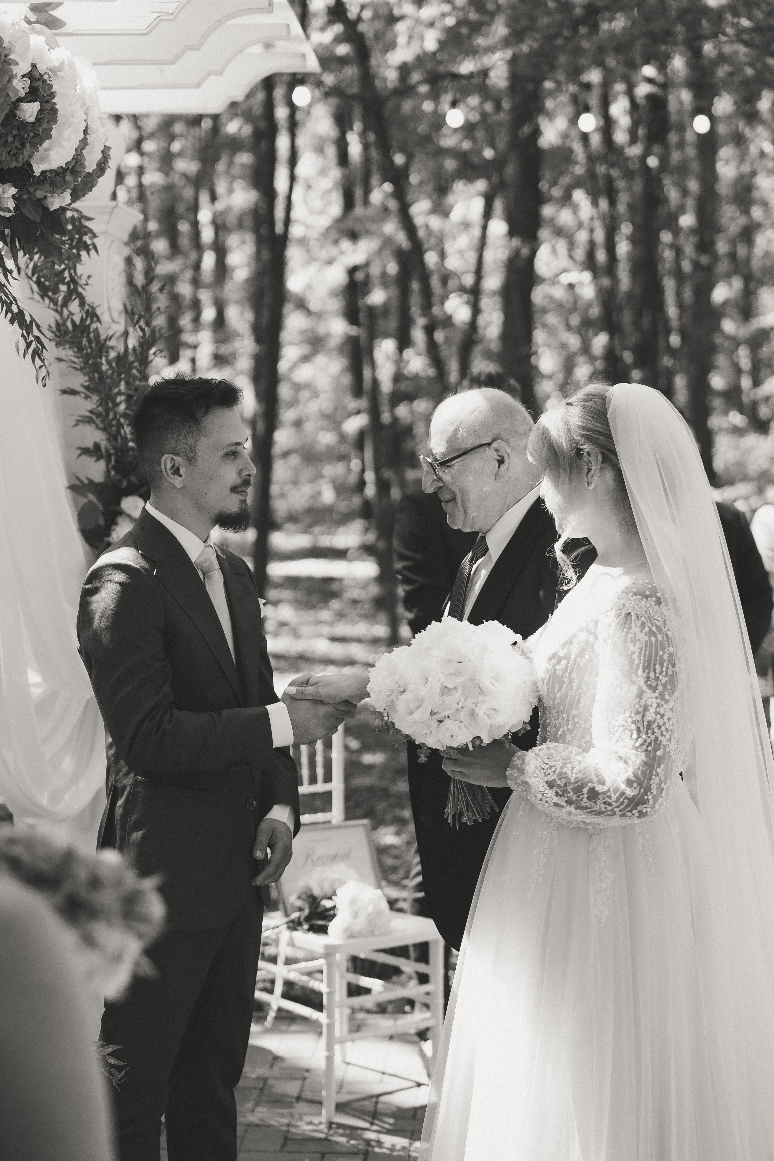 Christiana & Gyuszi. Dara Lens | The art of remembering