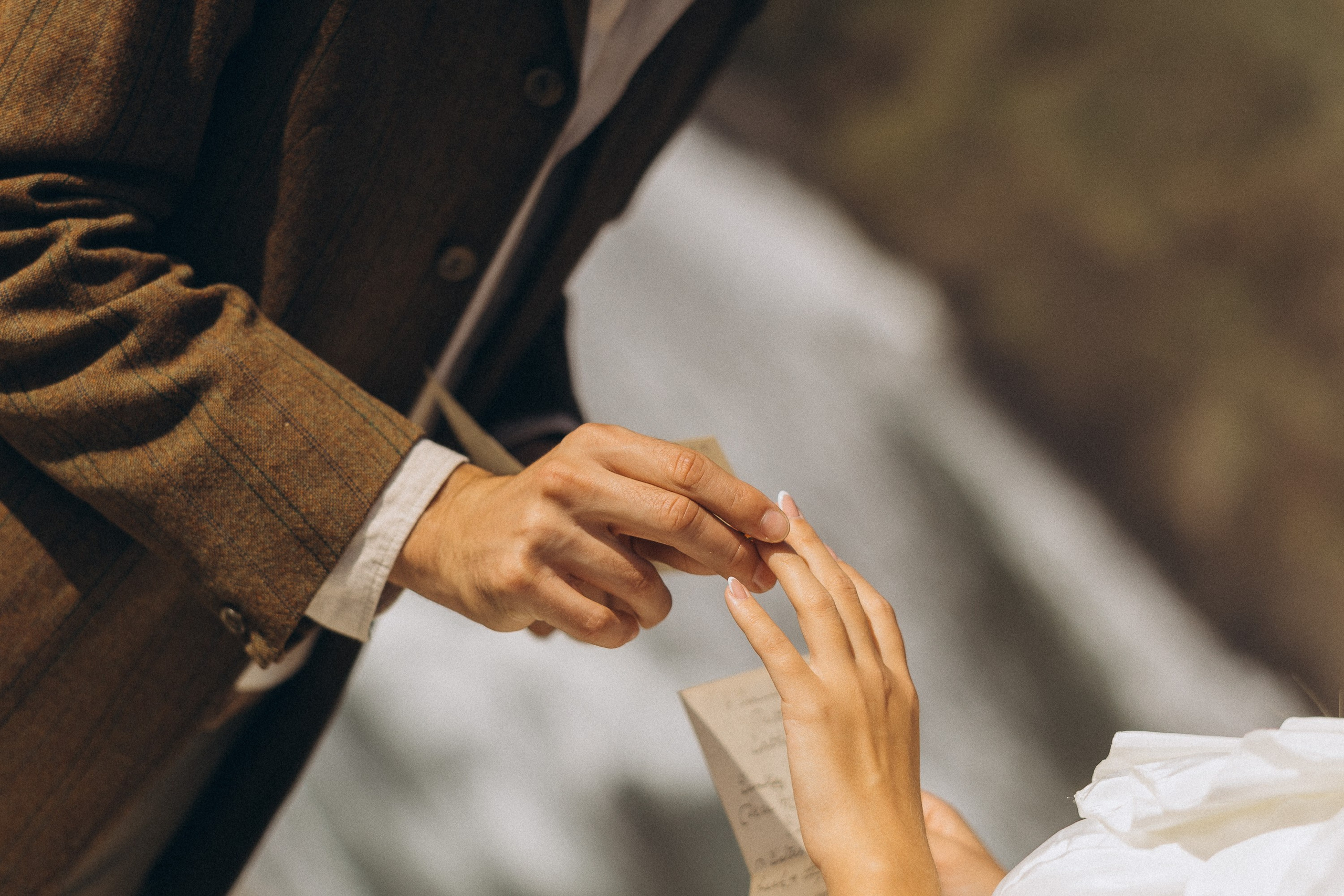 Madeira elopement photographer capturing a private wedding with cliffs and ocean backdrop.