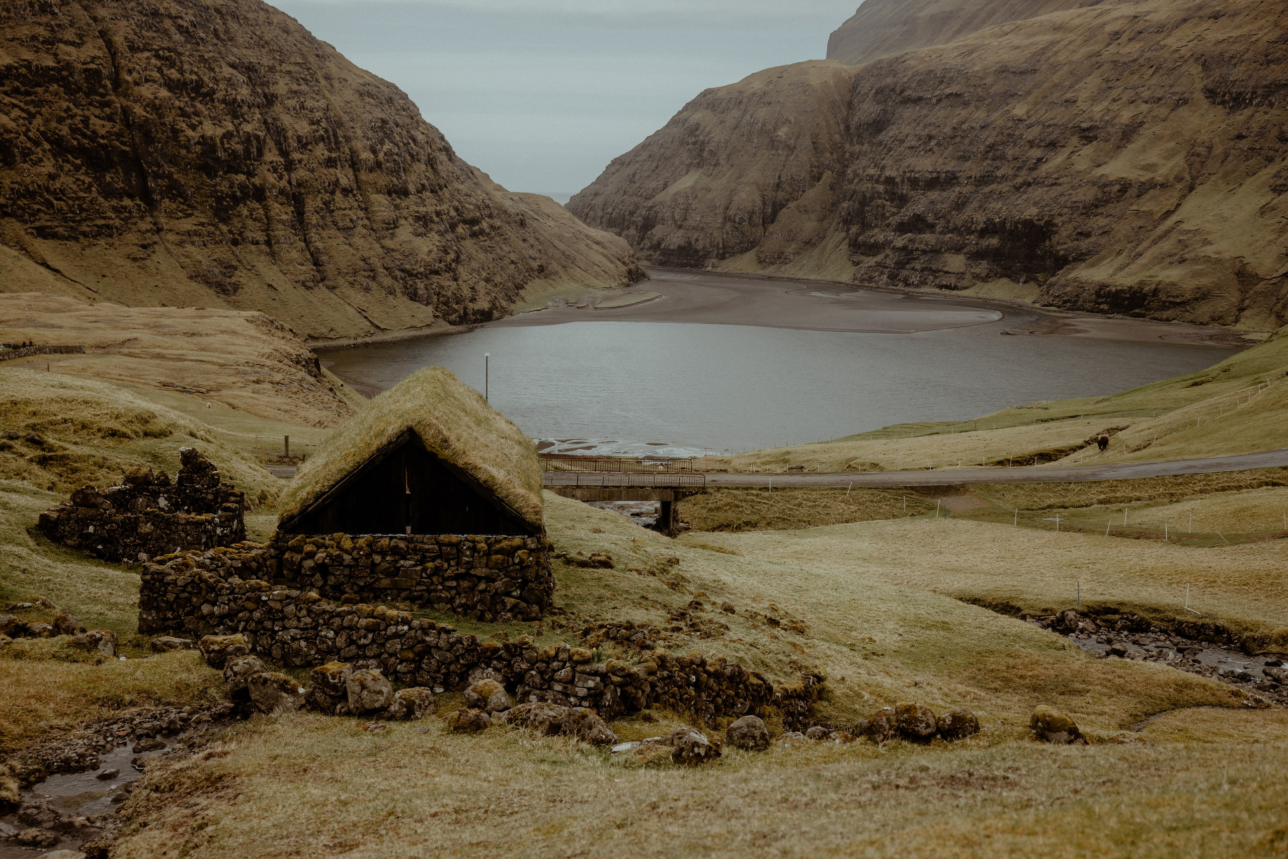 Faroe Islands elopement | Adventure wedding in Faroe Islands. Iceland elopement photographer & videographer
