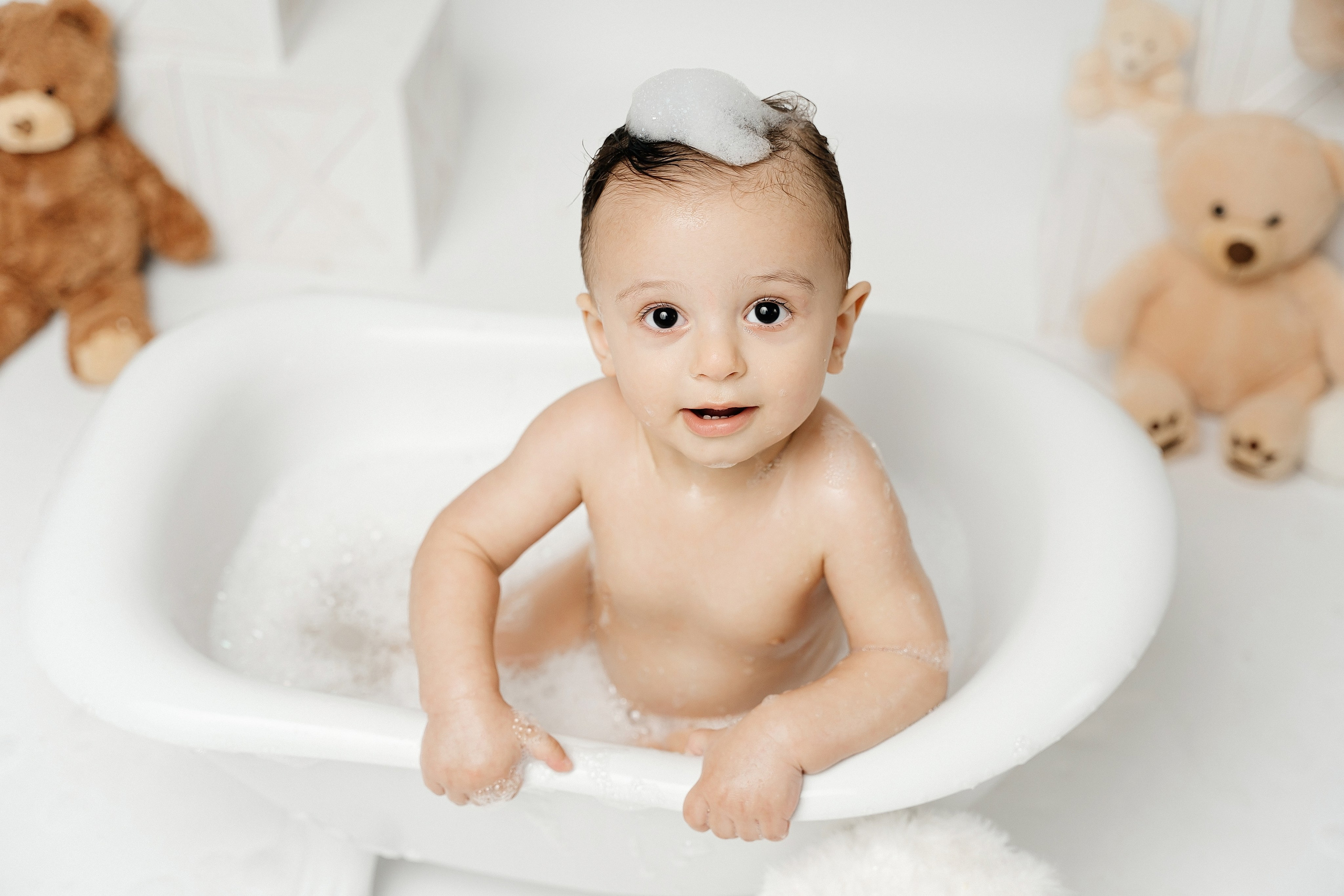 Teddy Bear One Year Cake Smash Photos. Newborn and family photographer. Hills District. Sydney