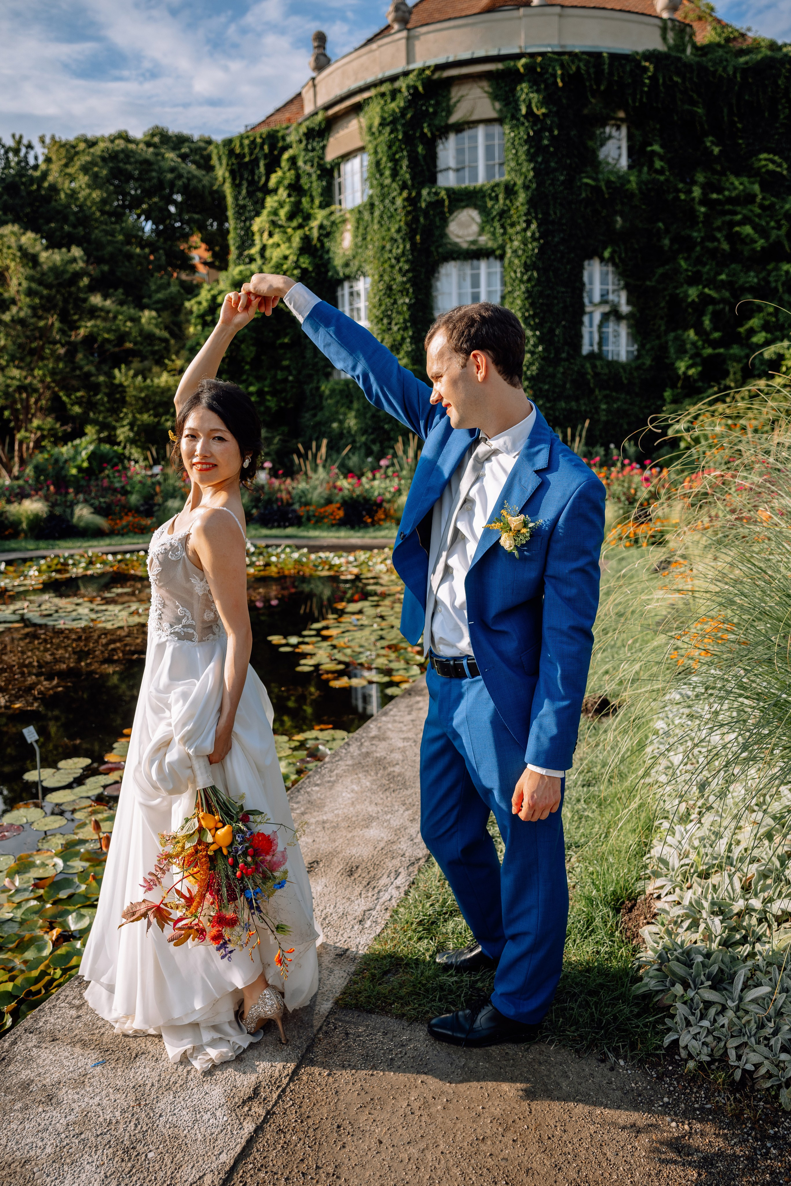 Café im Botanischen Garten. Deutsche - Japanische Hochzeit. Hochzeitsfotograf München Taufe Familienfotograf Tanja Mauke
