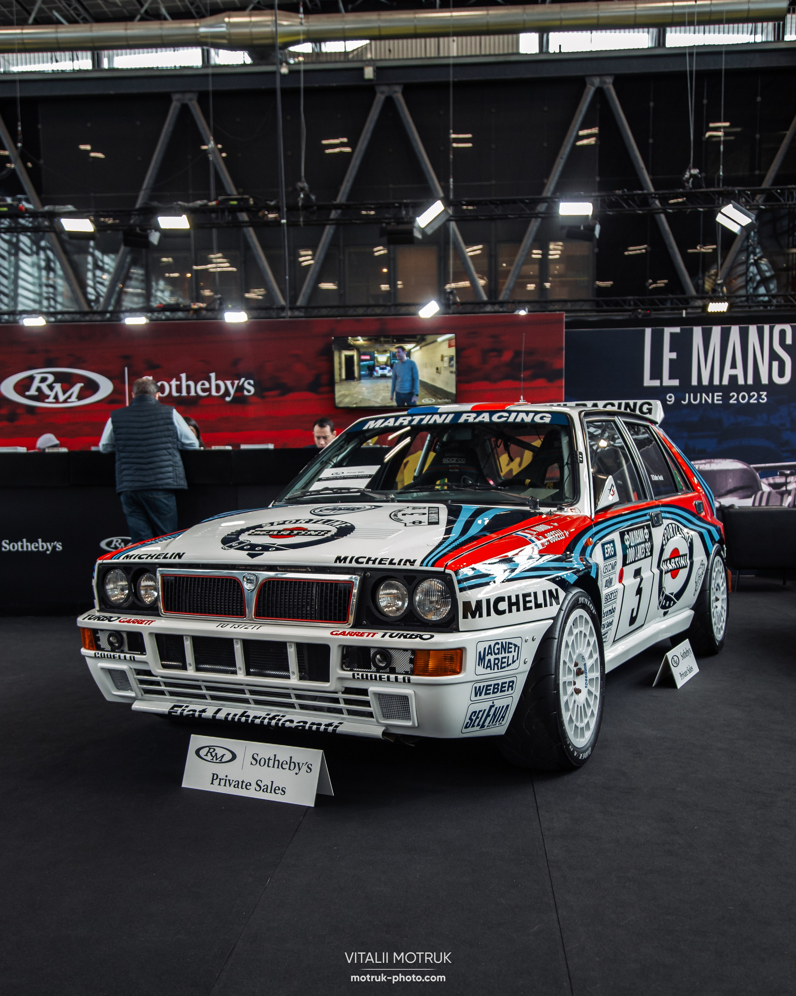 Retromobile 2023. Photographe de voitures à Paris — Vitalii Motruk
