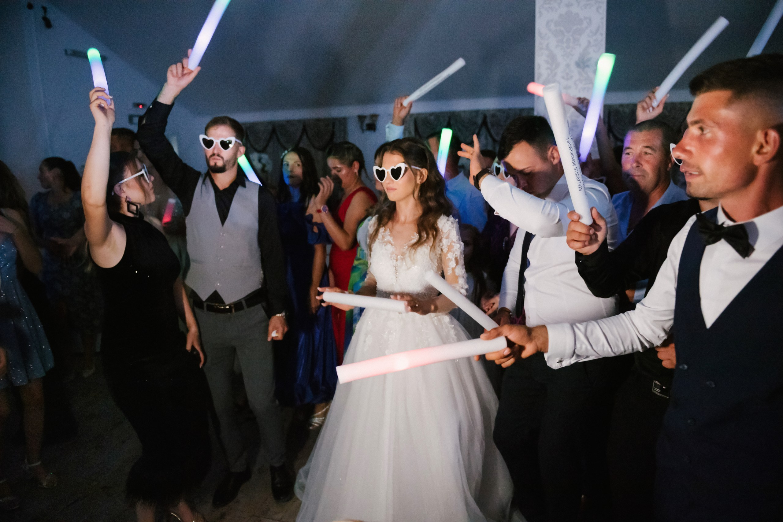 - nunta--fotograf-profesionist-botosani - fotografie-nunta-romantica - imagini-nunta-in-natura-alin-chirila-fotograf - fotografii-cuplu-indragostit-nunta-botosani - sedinta-foto-miri-andrei-iustina-alinofotostudio - amintiri-din-nunta-realizate-de-fotograf-profesionist - povestea-nuntii-andrei-si-iustina-in-imagini-alinofotostudio-fotograf evenimente- evenimente Botoșani -fotograf Suceava - fotograf Iași- servicii foto. servicii foto Botoșani. servicii foto video Botoșani. otograf-nunta-botosani-fotograf nunta. fotograf evenimente. fotograf nunta Botoșani. Alin chirila. Alin chirila fotograf. Alinofotostudio.- servicii foto. servicii foto Botoșani. servicii foto video Botoșani. fotograf nunta. fotograf evenimente. fotograf nunta Botoșani. Alin chirila. Alin chirila fotograf. Alinofotostudio.fotograf stare civilă,poze stare civilă,album foto stare civilă,servicii foto suceava,fotograf evenimente suceava,fotograf nuntă suceava,poze cununie civilă,ședință foto stare civilă,sesiune foto suceava,fotograf profesionist suceava,fotograf botosani,stare civila botosani,alinofotostudio,alin chirila fotograf.servicii foto. servicii foto Botoșani. servicii foto video Botoșani. fotograf nunta. fotograf evenimente. fotograf nunta Botoșani. Alin chirila. Alin chirila fotograf. Alinofotostudio.fotograf stare civilă,poze stare civilă,album foto stare civilă,servicii foto suceava,fotograf evenimente suceava,fotograf nuntă suceava,poze cununie civilă,ședință foto stare civilă,sesiune foto suceava,fotograf profesionist suceava,fotograf botosani,stare civila povestitor prin fotografiebotosani,alinofotostudio,alin chirila fotograf,servicii foto. servicii foto Botoșani. servicii foto video Botoșani. fotograf nunta. fotograf evenimente. fotograf nunta Botoșani. Alin chirila. Alin chirila fotograf. Alinofotostudio.fotograf stare civilă,poze stare civilă,album foto stare civilă,servicii foto suceava,fotograf evenimente suceava,fotograf nuntă suceava,poze cununie civilă,ședință foto stare civilă,sesiune foto suceava,fotograf profesionist suceava,fotograf botosani,stare civila botosani,alinofotostudio,alin chirila fotograf,cununie religioasă botoșani,andreea și neculai,capela militară botoșani,foto conacul zăicești,fotograf nuntă botoșani,fotograf cununie religioasă,foto evenimente botoșani,poze cununie capela militară,ședință foto zăicești,fotograf profesionist botoșaniMire și mireasă – Sergiu & Liliana – ziua nunții, 2024 - Emoții în ziua nunții – Sergiu și Liliana - Dansul mirilor – fotografie artistică nuntă 2024 - Sedinta foto romantică în natură – Sergiu & Liliana - Rochia de mireasă și detalii de nuntă elegan-Album de cununie civilă Florin și Anda – Fotografii profesionale realizate de Alin Chirilă în Botoșani -fotograf prin fotografie-Ședință foto Trash the Dress pe muntele Rarău cu Iulian și Iuliana – fotografie de cuplu, natură montană, emoție autentică surprinsă de Alin Chirilă, povestitor prin fotografie.- "Iulian și Iuliana pe crestele Rarăului – fotografie Trash the Dress în natură" - "Cuplu îmbrățișat la apus pe muntele Rarău – ședință foto după nuntă" - "Rochie de mireasă în vânt pe munte – Trash the Dress Rarău-1. Iulian și Iuliana pe muntele Rarău – ședință foto Trash the Dress în natură, cu peisaj montan spectaculos 2. Cuplu în îmbrățișare pe Rarău – emoție autentică surprinsă după nuntă 3. Rochie de mireasă în bătaia vântului – fotografie artistică Trash the Dress în munți 4. Mire și mireasă privind spre orizont – dragoste și libertate pe muntele Rarău 5. Iuliana zâmbind în rochia de mireasă – portret în natură, Trash the Dress 6. Iulian ținându-și mireasa de mână – ședință foto romantică pe munte 7. Detaliu cu rochia pe stâncă – estetică naturală Trash the Dress Rarău 8. Cuplu în mers pe poteca Rarăului – fotografie simbolică de după nuntă 9. Apus de soare pe Rarău în spatele mirilor – imagine de poveste Trash the Dress 10. Iulian și Iuliana râzând împreună – momente autentice surprinse de Alin Chirilă, povestitor prin fotografie-fotograf-nunta-cerbu-botosan trash-the-dress-botosani Alin Chirilă Fotograf – fotograf de nuntă Botoșani-fotograf nuntă Botoșani-fotograf nuntă Cerbu Botoșani-fotograf profesionist nuntă Botoșani-fotografie de nuntă Botoșani-fotograf evenimente Botoșani-fotograf nuntă Moldova-fotograf trash the dress Botoșani - fotograf pregătirea mirilor Botoșani -fotograf ceremonie religioasă nuntă-fotograf petrecere nuntă Botoșani- fotograf nuntă Botoșani pregătirea mirelui- pregătirea mirelui fotografie nuntă Cerbu Botoșani-fotograf nuntă Botoșani pregătirea miresei -mireasă pregătiri nuntă Cerbu Botoșani-fotograf nuntă Botoșani nașii mirilor-ceremonie religioasă nuntă Cerbu Botoșani-fotograf nuntă Botoșani ceremonie religioasă biserică-petrecere nuntă Cerbu Botoșani invitați dans-fotograf nuntă Botoșani petrecere restaurant-ședință foto trash the dress-fotograf trash the dress Botoșani ședință foto după nuntă-Fotograf nuntă Botoșani – galerie foto reală de la evenimente