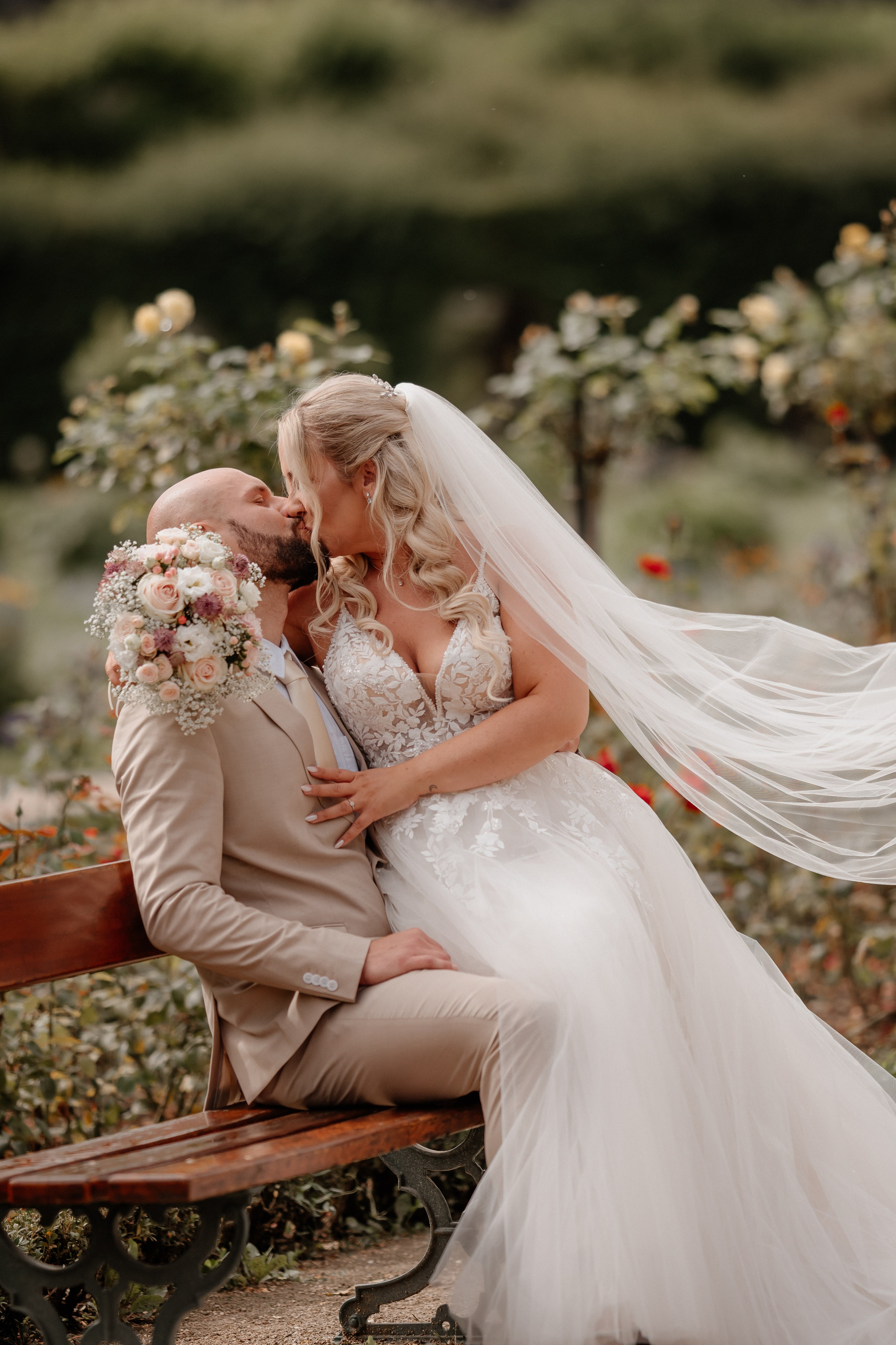 Hochzeitsfotograf Meiser Hotel Dinkelsbühl | Julia & Dimitri. Hochzeitsfotograf Würzburg | Anna Saribekyan