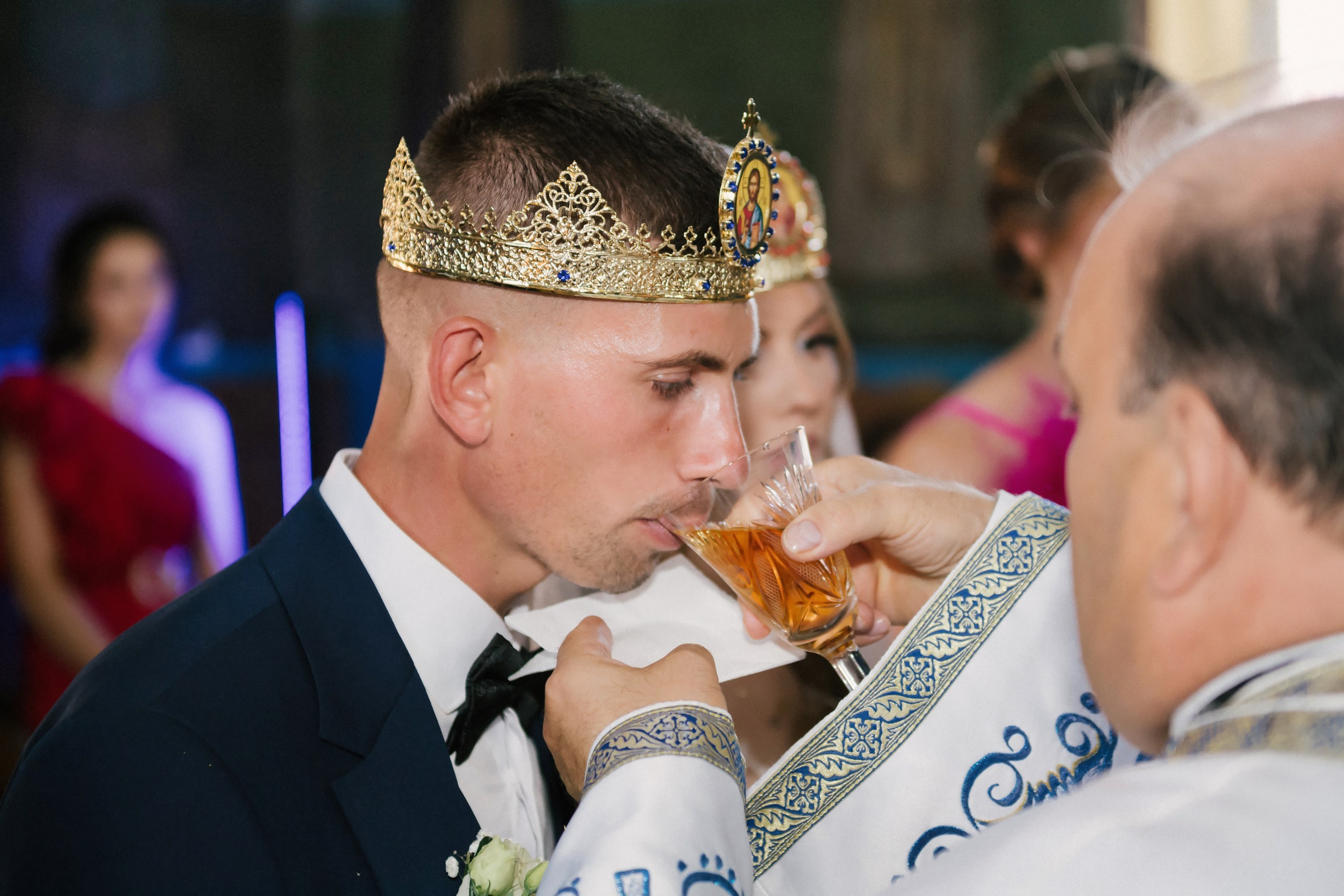 - nunta--fotograf-profesionist-botosani - fotografie-nunta-romantica - imagini-nunta-in-natura-alin-chirila-fotograf - fotografii-cuplu-indragostit-nunta-botosani - sedinta-foto-miri-andrei-iustina-alinofotostudio - amintiri-din-nunta-realizate-de-fotograf-profesionist - povestea-nuntii-andrei-si-iustina-in-imagini-alinofotostudio-fotograf evenimente- evenimente Botoșani -fotograf Suceava - fotograf Iași- servicii foto. servicii foto Botoșani. servicii foto video Botoșani. otograf-nunta-botosani-fotograf nunta. fotograf evenimente. fotograf nunta Botoșani. Alin chirila. Alin chirila fotograf. Alinofotostudio.- servicii foto. servicii foto Botoșani. servicii foto video Botoșani. fotograf nunta. fotograf evenimente. fotograf nunta Botoșani. Alin chirila. Alin chirila fotograf. Alinofotostudio.fotograf stare civilă,poze stare civilă,album foto stare civilă,servicii foto suceava,fotograf evenimente suceava,fotograf nuntă suceava,poze cununie civilă,ședință foto stare civilă,sesiune foto suceava,fotograf profesionist suceava,fotograf botosani,stare civila botosani,alinofotostudio,alin chirila fotograf.servicii foto. servicii foto Botoșani. servicii foto video Botoșani. fotograf nunta. fotograf evenimente. fotograf nunta Botoșani. Alin chirila. Alin chirila fotograf. Alinofotostudio.fotograf stare civilă,poze stare civilă,album foto stare civilă,servicii foto suceava,fotograf evenimente suceava,fotograf nuntă suceava,poze cununie civilă,ședință foto stare civilă,sesiune foto suceava,fotograf profesionist suceava,fotograf botosani,stare civila povestitor prin fotografiebotosani,alinofotostudio,alin chirila fotograf,servicii foto. servicii foto Botoșani. servicii foto video Botoșani. fotograf nunta. fotograf evenimente. fotograf nunta Botoșani. Alin chirila. Alin chirila fotograf. Alinofotostudio.fotograf stare civilă,poze stare civilă,album foto stare civilă,servicii foto suceava,fotograf evenimente suceava,fotograf nuntă suceava,poze cununie civilă,ședință foto stare civilă,sesiune foto suceava,fotograf profesionist suceava,fotograf botosani,stare civila botosani,alinofotostudio,alin chirila fotograf,cununie religioasă botoșani,andreea și neculai,capela militară botoșani,foto conacul zăicești,fotograf nuntă botoșani,fotograf cununie religioasă,foto evenimente botoșani,poze cununie capela militară,ședință foto zăicești,fotograf profesionist botoșaniMire și mireasă – Sergiu & Liliana – ziua nunții, 2024 - Emoții în ziua nunții – Sergiu și Liliana - Dansul mirilor – fotografie artistică nuntă 2024 - Sedinta foto romantică în natură – Sergiu & Liliana - Rochia de mireasă și detalii de nuntă elegan-Album de cununie civilă Florin și Anda – Fotografii profesionale realizate de Alin Chirilă în Botoșani -fotograf prin fotografie-Ședință foto Trash the Dress pe muntele Rarău cu Iulian și Iuliana – fotografie de cuplu, natură montană, emoție autentică surprinsă de Alin Chirilă, povestitor prin fotografie.- "Iulian și Iuliana pe crestele Rarăului – fotografie Trash the Dress în natură" - "Cuplu îmbrățișat la apus pe muntele Rarău – ședință foto după nuntă" - "Rochie de mireasă în vânt pe munte – Trash the Dress Rarău-1. Iulian și Iuliana pe muntele Rarău – ședință foto Trash the Dress în natură, cu peisaj montan spectaculos 2. Cuplu în îmbrățișare pe Rarău – emoție autentică surprinsă după nuntă 3. Rochie de mireasă în bătaia vântului – fotografie artistică Trash the Dress în munți 4. Mire și mireasă privind spre orizont – dragoste și libertate pe muntele Rarău 5. Iuliana zâmbind în rochia de mireasă – portret în natură, Trash the Dress 6. Iulian ținându-și mireasa de mână – ședință foto romantică pe munte 7. Detaliu cu rochia pe stâncă – estetică naturală Trash the Dress Rarău 8. Cuplu în mers pe poteca Rarăului – fotografie simbolică de după nuntă 9. Apus de soare pe Rarău în spatele mirilor – imagine de poveste Trash the Dress 10. Iulian și Iuliana râzând împreună – momente autentice surprinse de Alin Chirilă, povestitor prin fotografie-fotograf-nunta-cerbu-botosan trash-the-dress-botosani Alin Chirilă Fotograf – fotograf de nuntă Botoșani-fotograf nuntă Botoșani-fotograf nuntă Cerbu Botoșani-fotograf profesionist nuntă Botoșani-fotografie de nuntă Botoșani-fotograf evenimente Botoșani-fotograf nuntă Moldova-fotograf trash the dress Botoșani - fotograf pregătirea mirilor Botoșani -fotograf ceremonie religioasă nuntă-fotograf petrecere nuntă Botoșani- fotograf nuntă Botoșani pregătirea mirelui- pregătirea mirelui fotografie nuntă Cerbu Botoșani-fotograf nuntă Botoșani pregătirea miresei -mireasă pregătiri nuntă Cerbu Botoșani-fotograf nuntă Botoșani nașii mirilor-ceremonie religioasă nuntă Cerbu Botoșani-fotograf nuntă Botoșani ceremonie religioasă biserică-petrecere nuntă Cerbu Botoșani invitați dans-fotograf nuntă Botoșani petrecere restaurant-ședință foto trash the dress-fotograf trash the dress Botoșani ședință foto după nuntă-Fotograf nuntă Botoșani – galerie foto reală de la evenimente