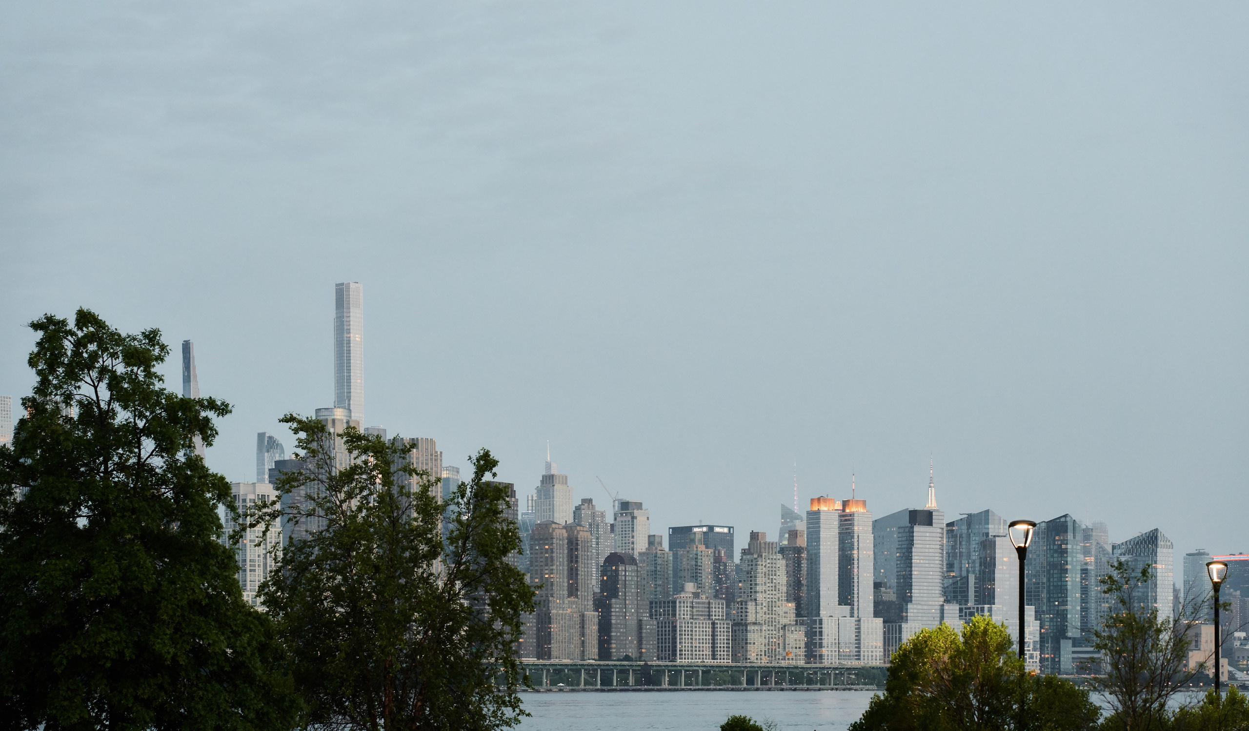 Surprise Proposal in New York. Professional Wedding and event photographer USA New York