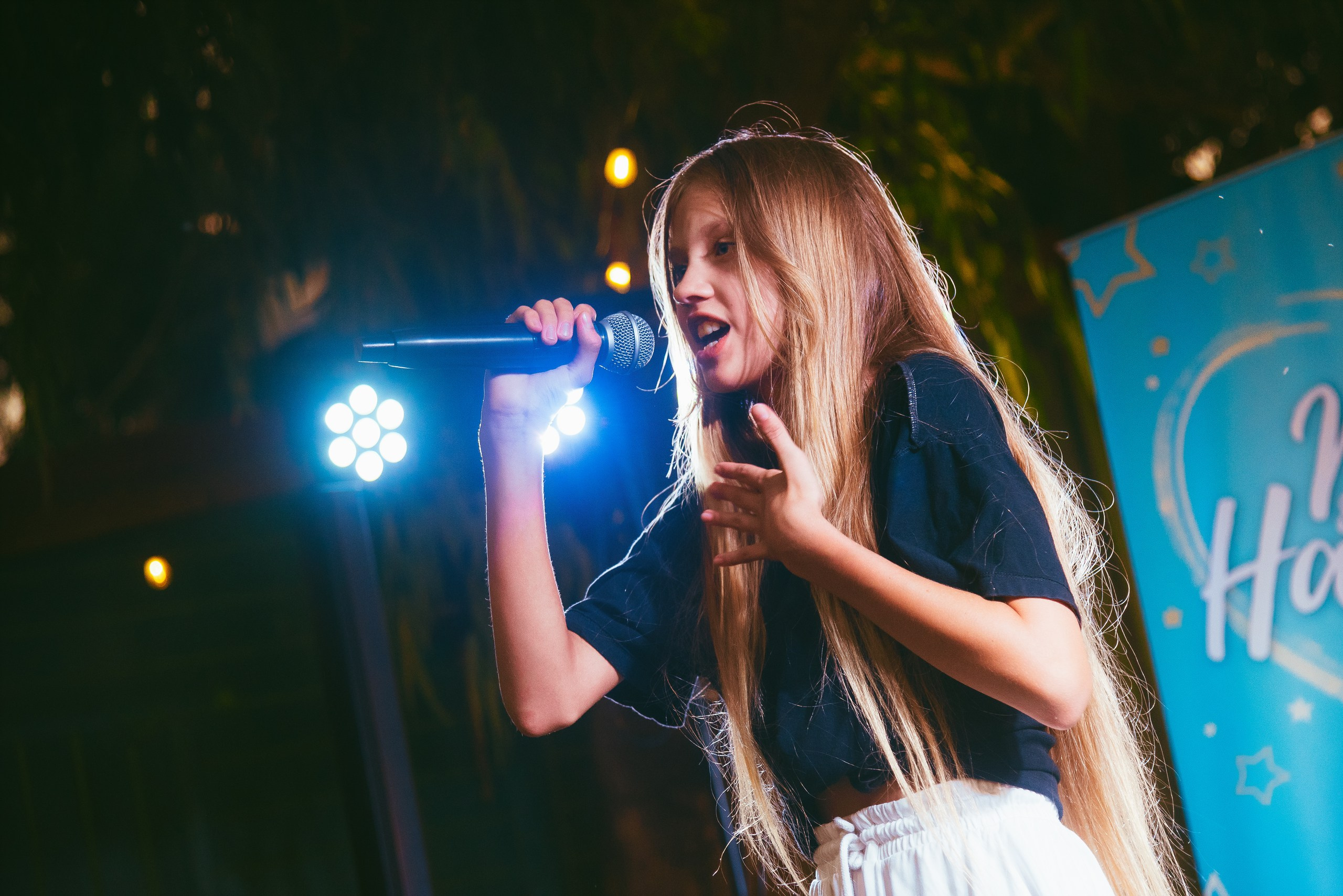 Photo report from a creative evening at the El Bosque Animado restaurant, Torrevieja