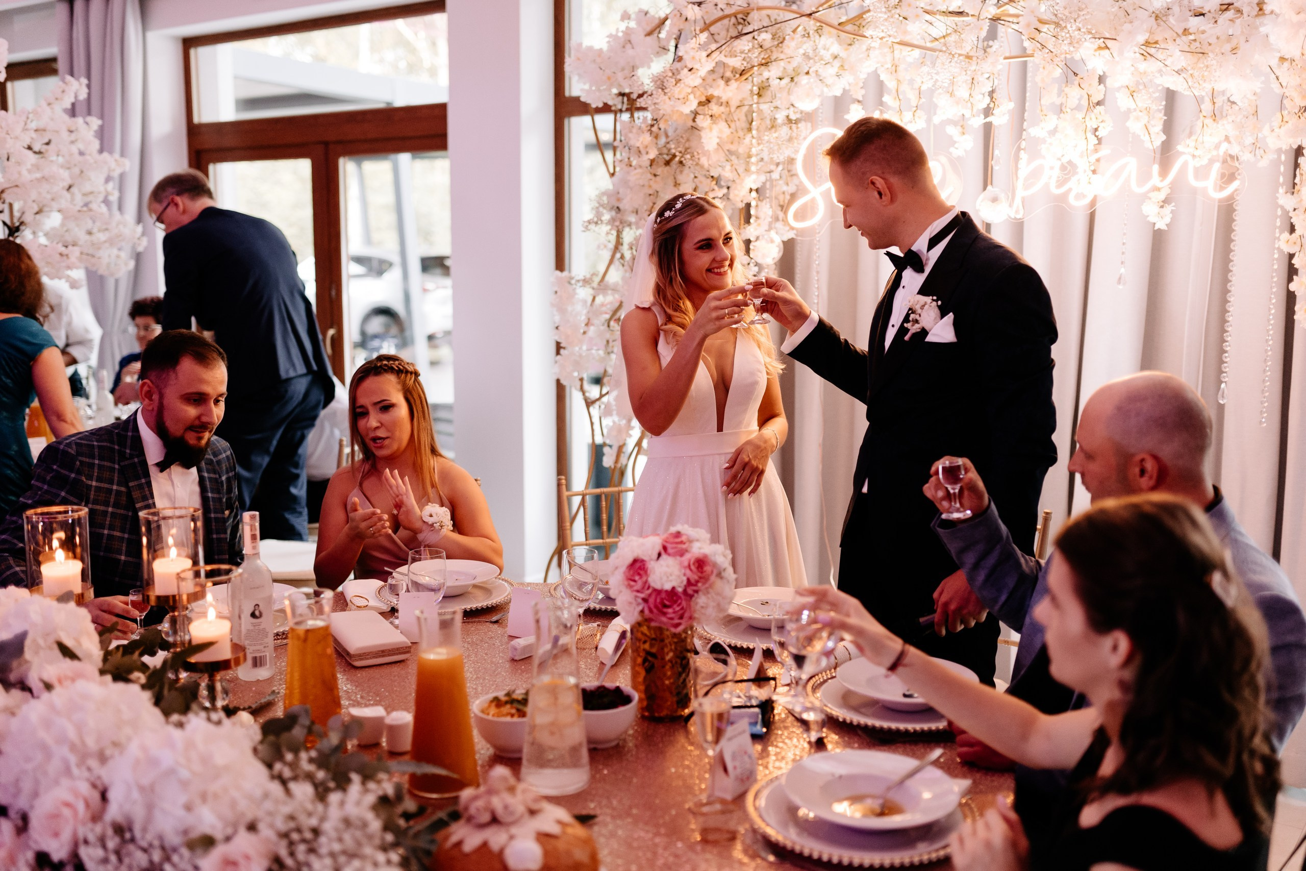Patrycja ♡ Wojtek. Fotograf Ślubny Warszawa - Sesje Biznesowe Rodzinne Eventy