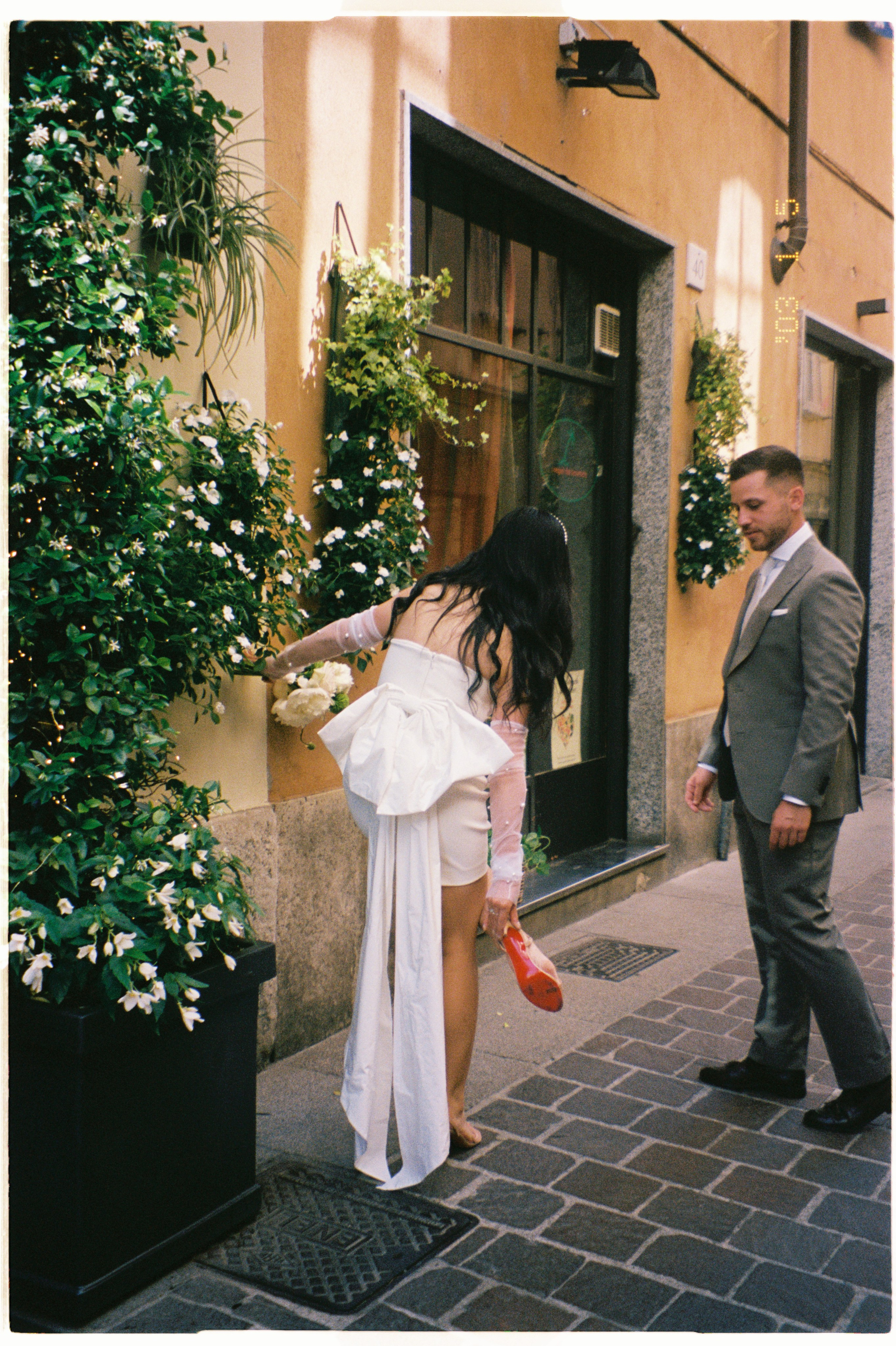 Angela and Julian. Sara Luca | Digital+Film wedding Photographer | Italy and Europe