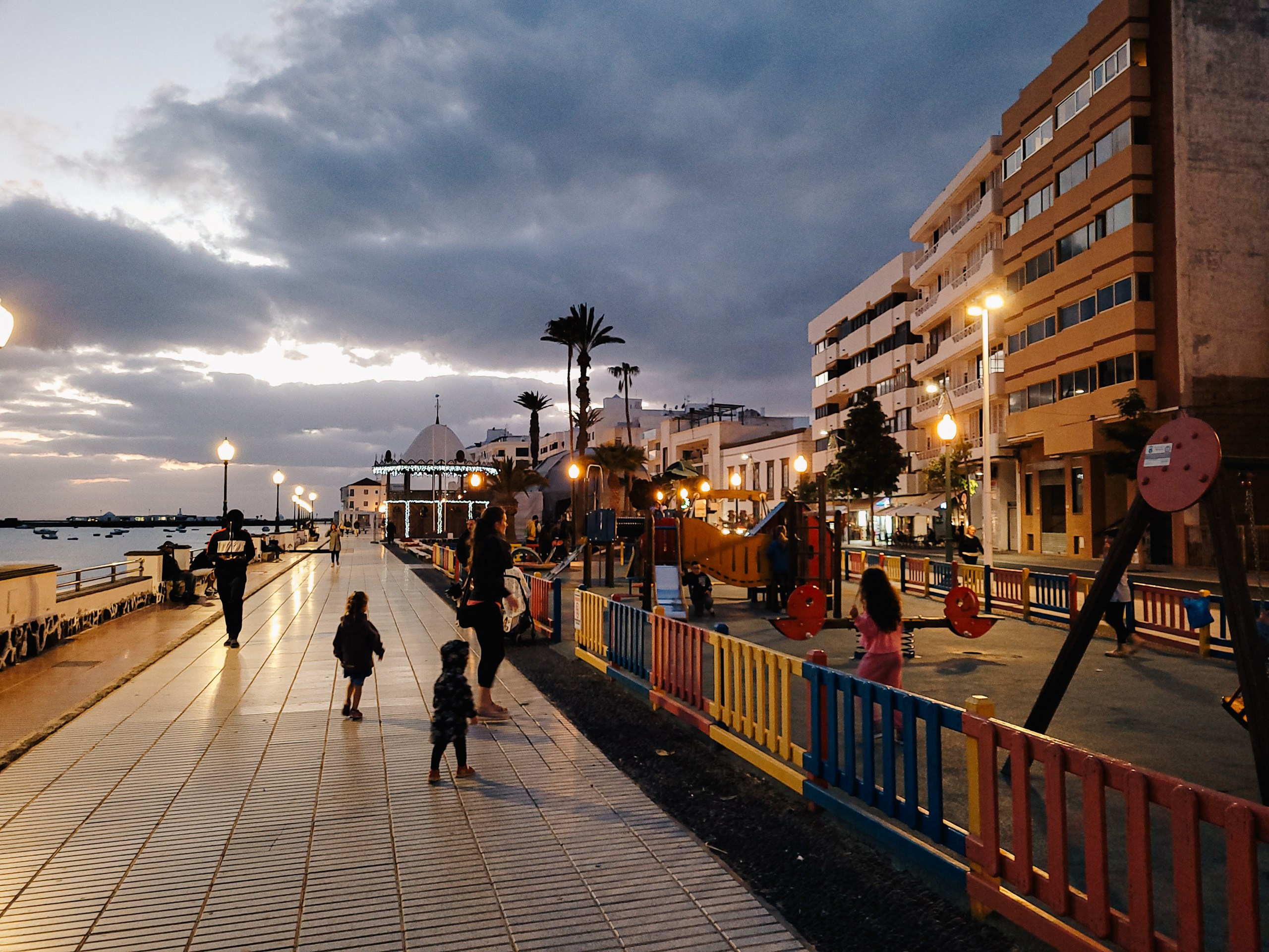 CEĻOJUMS UZ LANZAROTI AR BĒRNIEM #1