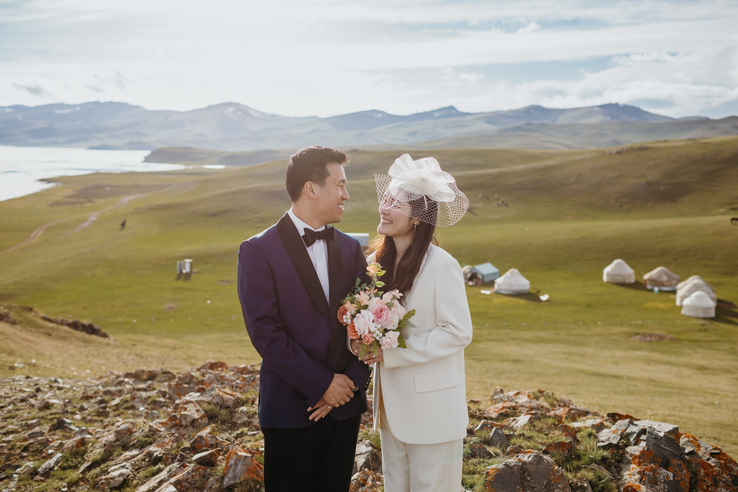 Свадебная фотосессия на Сон-Кёле — Alex & Stella (USA) | Оксана Шувалова, фотограф в Кыргызстане — Wedding Photoshoot Son-Kul. Фотограф в Бишкеке Оксана Шувалова
