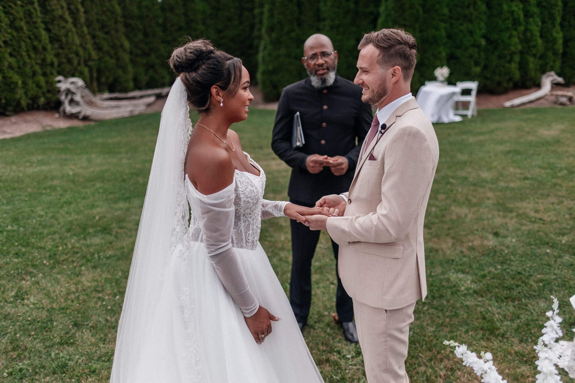 Jessica & Stephen’s Candid Wedding Photos | Documentary-Style Wedding Photography | Hamilton, Oakville, Brampton, Etobicoke. Storytellers Films — Candid Wedding Videographer & Photographer in Toronto, Ontario and beyond