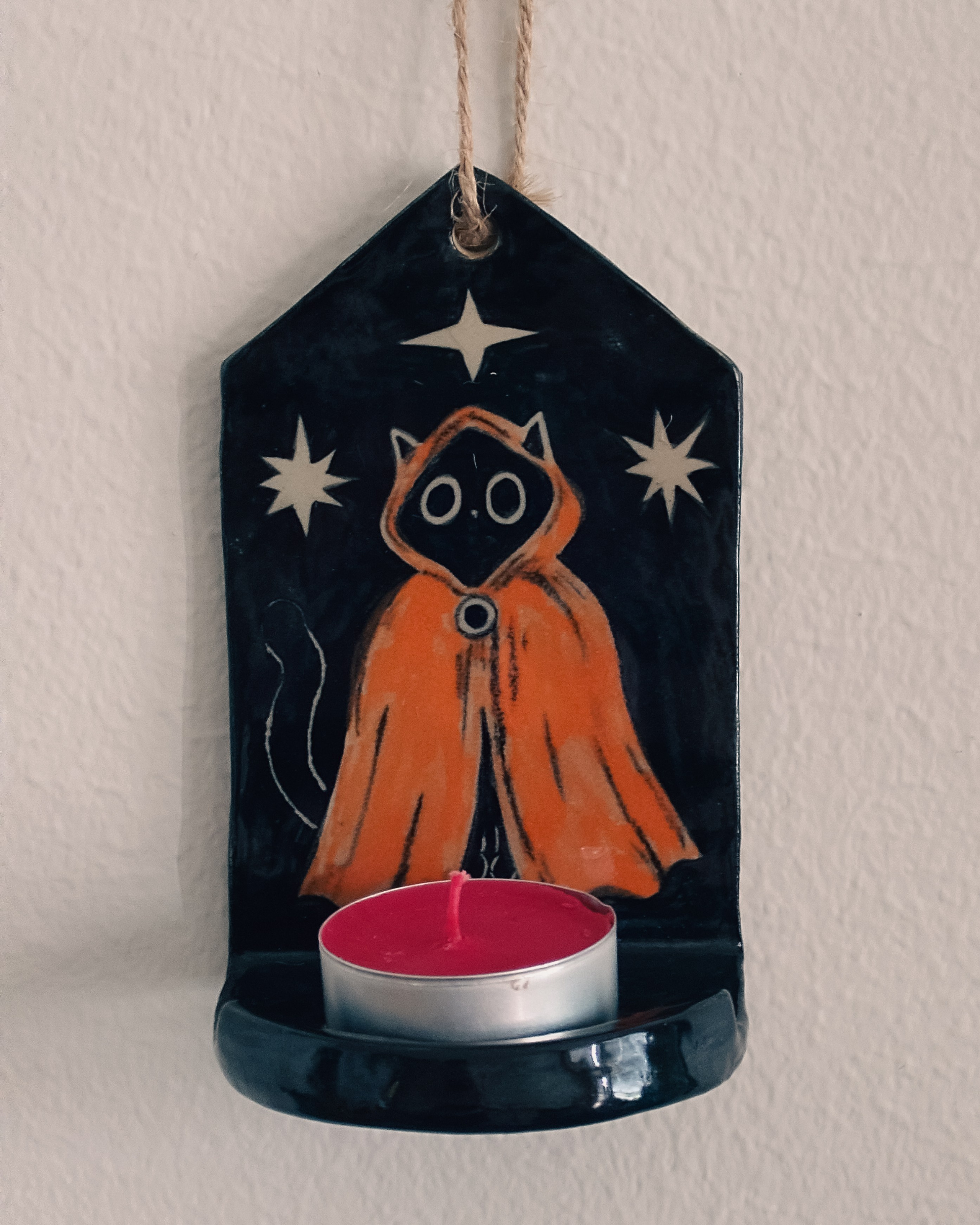 Handmade Ceramics. Helen Reveur | Illustrator & Brand Designer | Ready-Made & Custom Illustrations