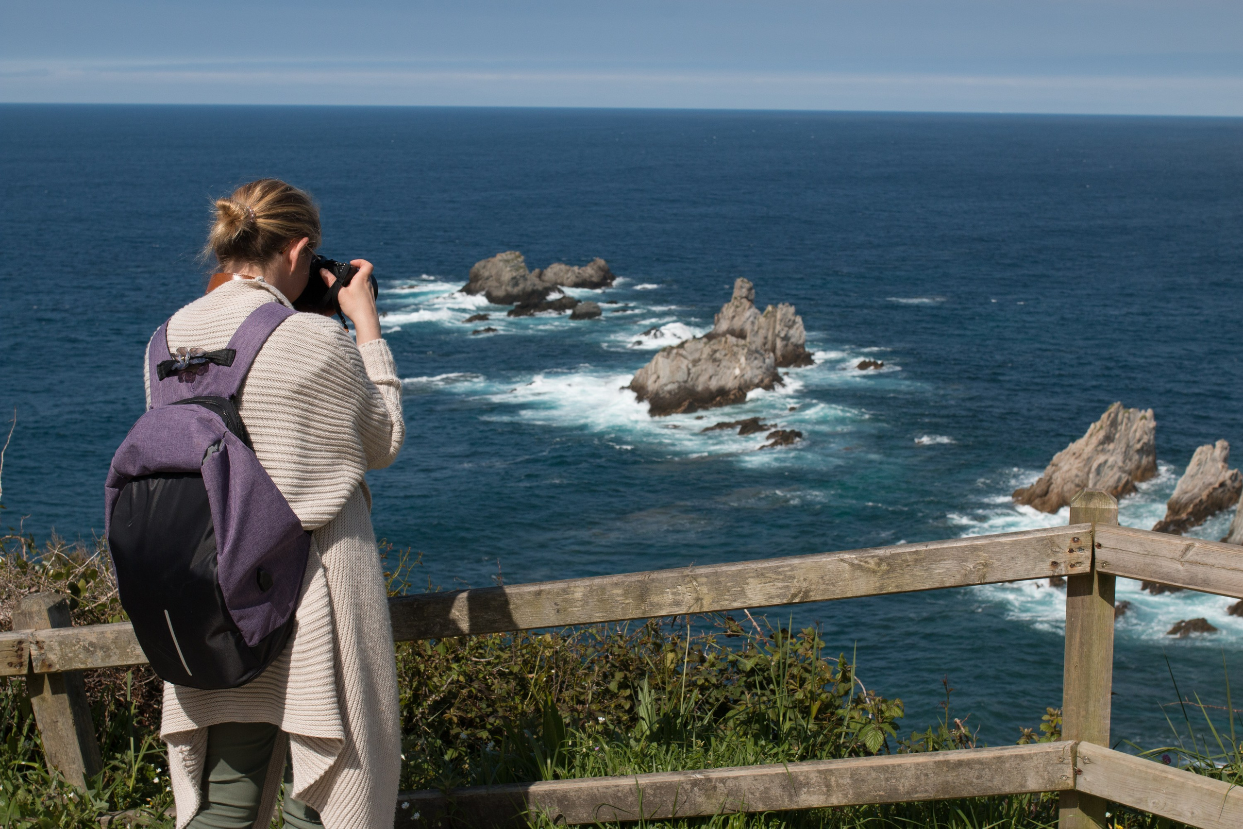 Estos son los servicios que ofrezco como fotógrafa. Distintos paquetes de horas y precios. Fotógrafa de Periodismo y Documentación, Teatro, Cine, Shooting para Modelos, Bodas, Bautizos, Comuniones, Familia y Eventos