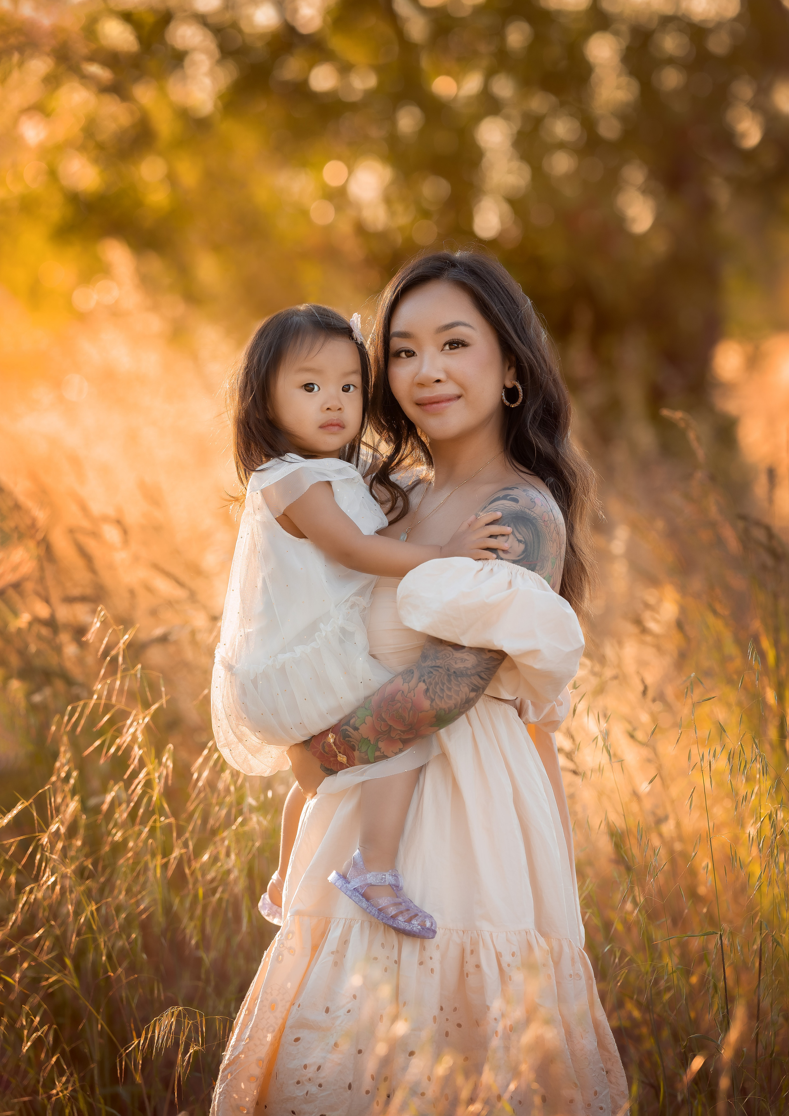 Family photoshoot in Sunnyvale, San Francisco Bay Area, CA. Couples & Families photographer in Bay Area, San Jose, California