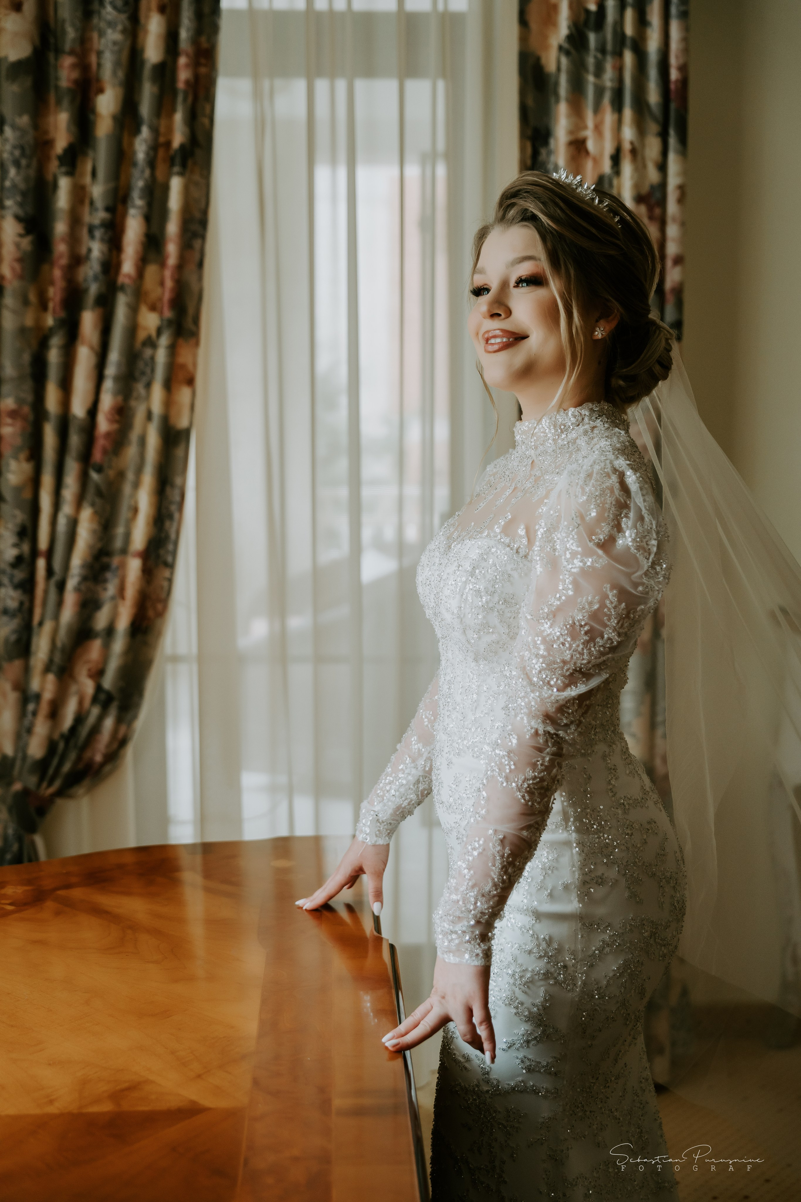 Larisa & Iulian. Sebastian Purusniuc Fotograf - Iasi