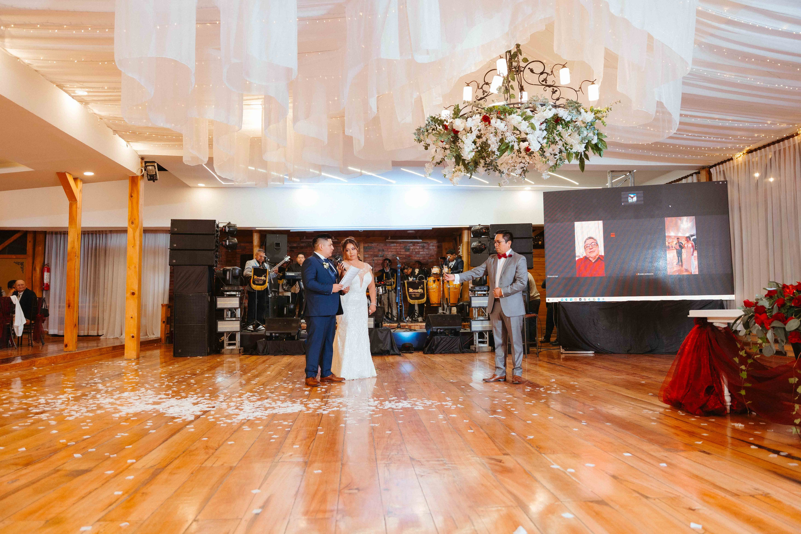 Ivan y Maria. Fotógrafo de bodas en Loja Ecuador | Piero Alvarez PH