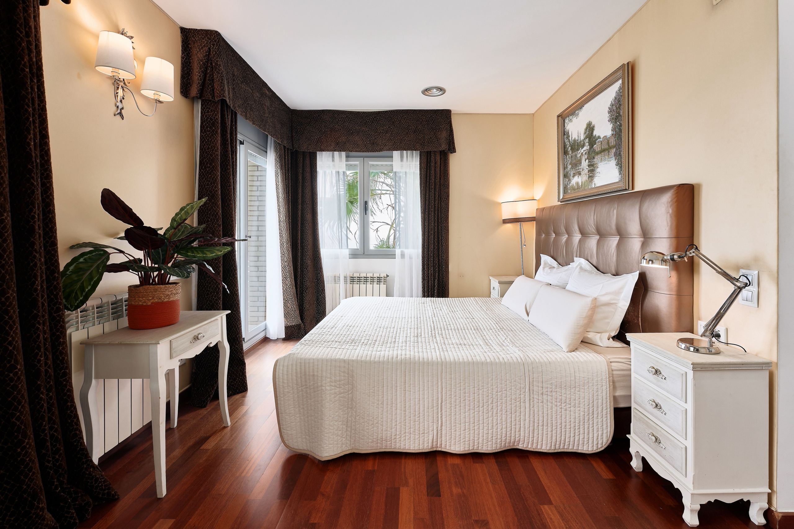 Property. Photographer @ Studio | Barcelona — Svyatoslav Usmyal