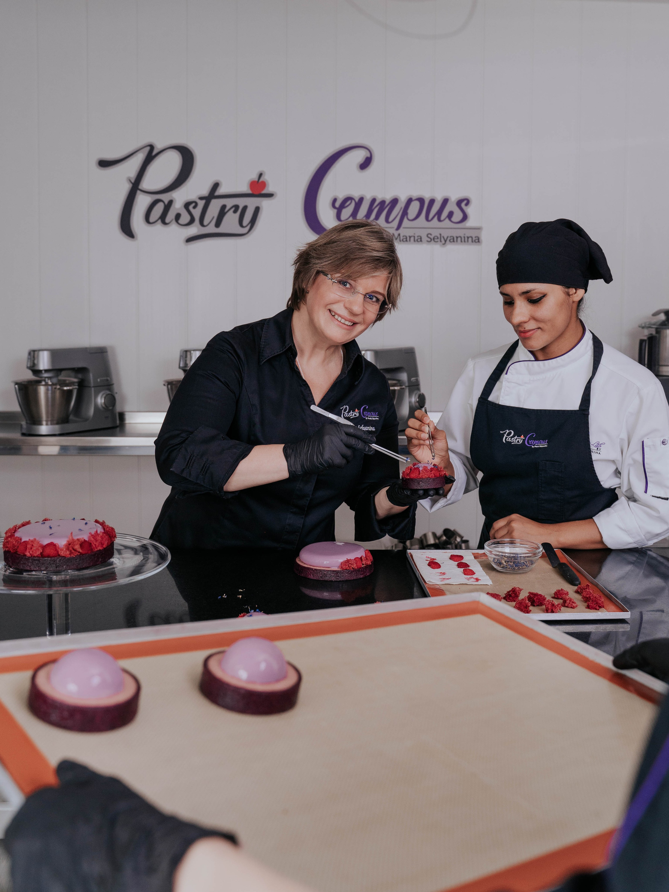 OxanaDia — Brand And Business Photographer in Barcelona. Barcelona Brand Photographer and Videographer Oxana Dia