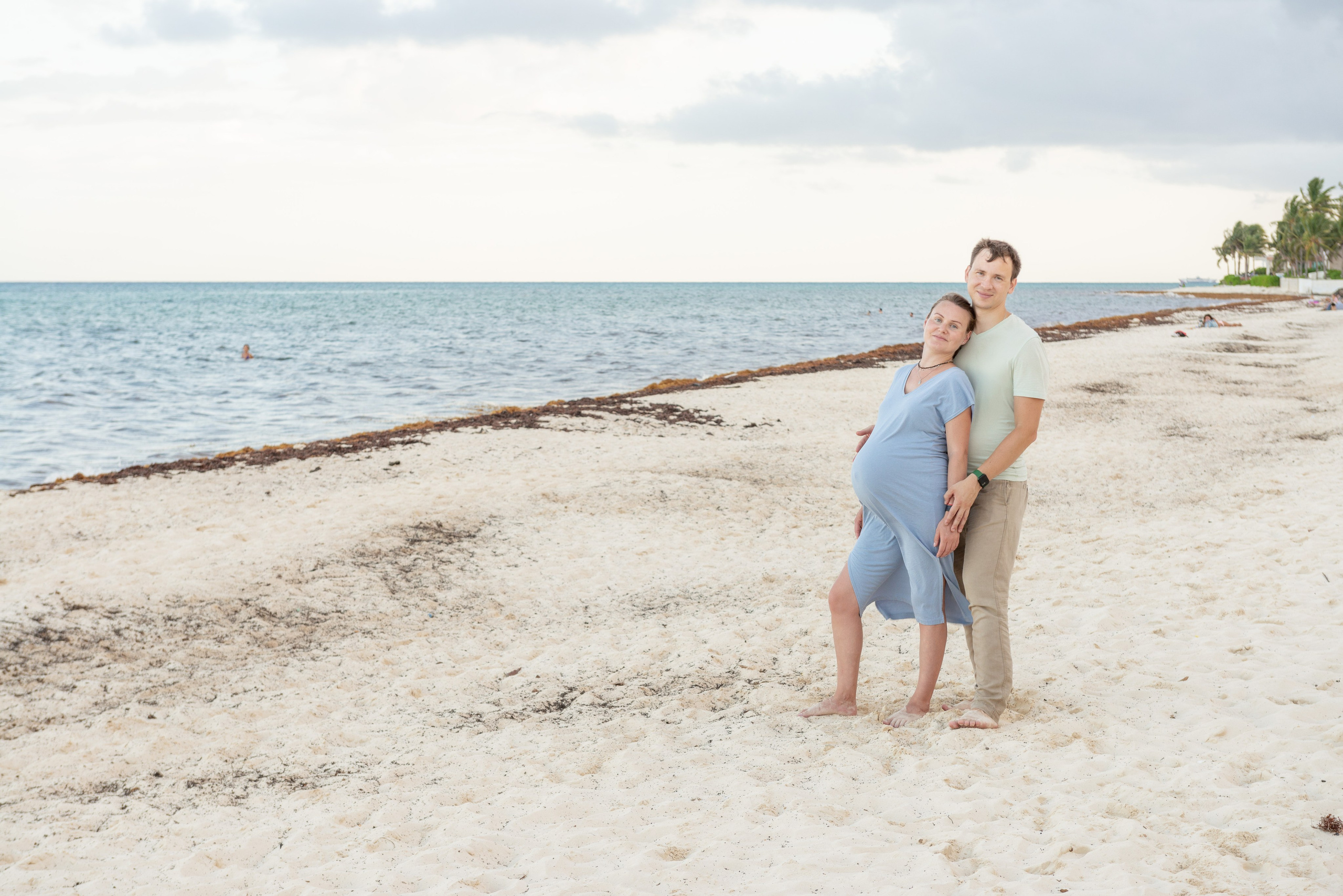 Sesión de Fotos Familiar de Embarazo: La Espera de un Nuevo Milagro. FOTÓGRAFO MÉXICO QUINTANA ROO