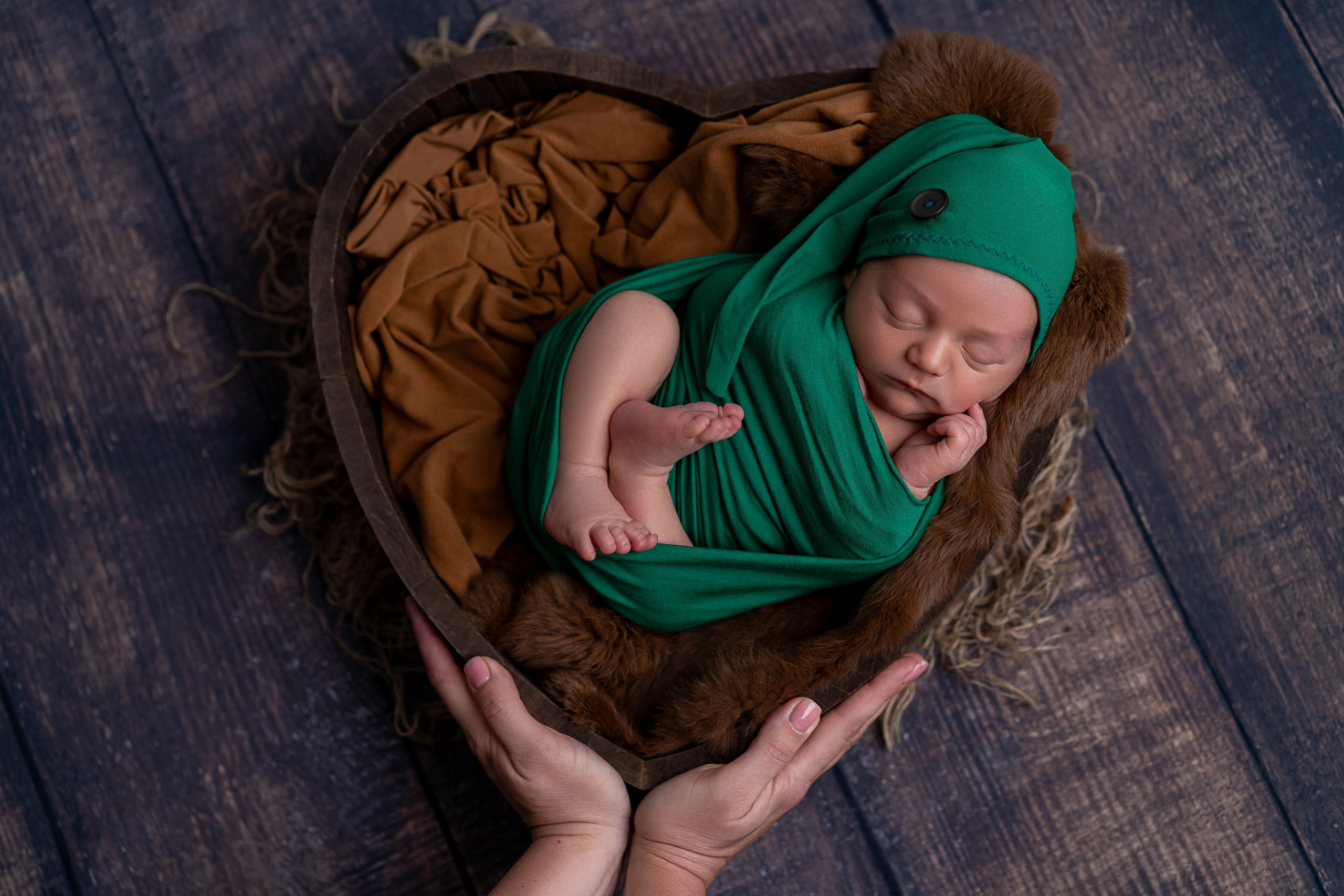 Neugeborenenfotos in Berlin – Studio oder bei Ihnen zu Hause
