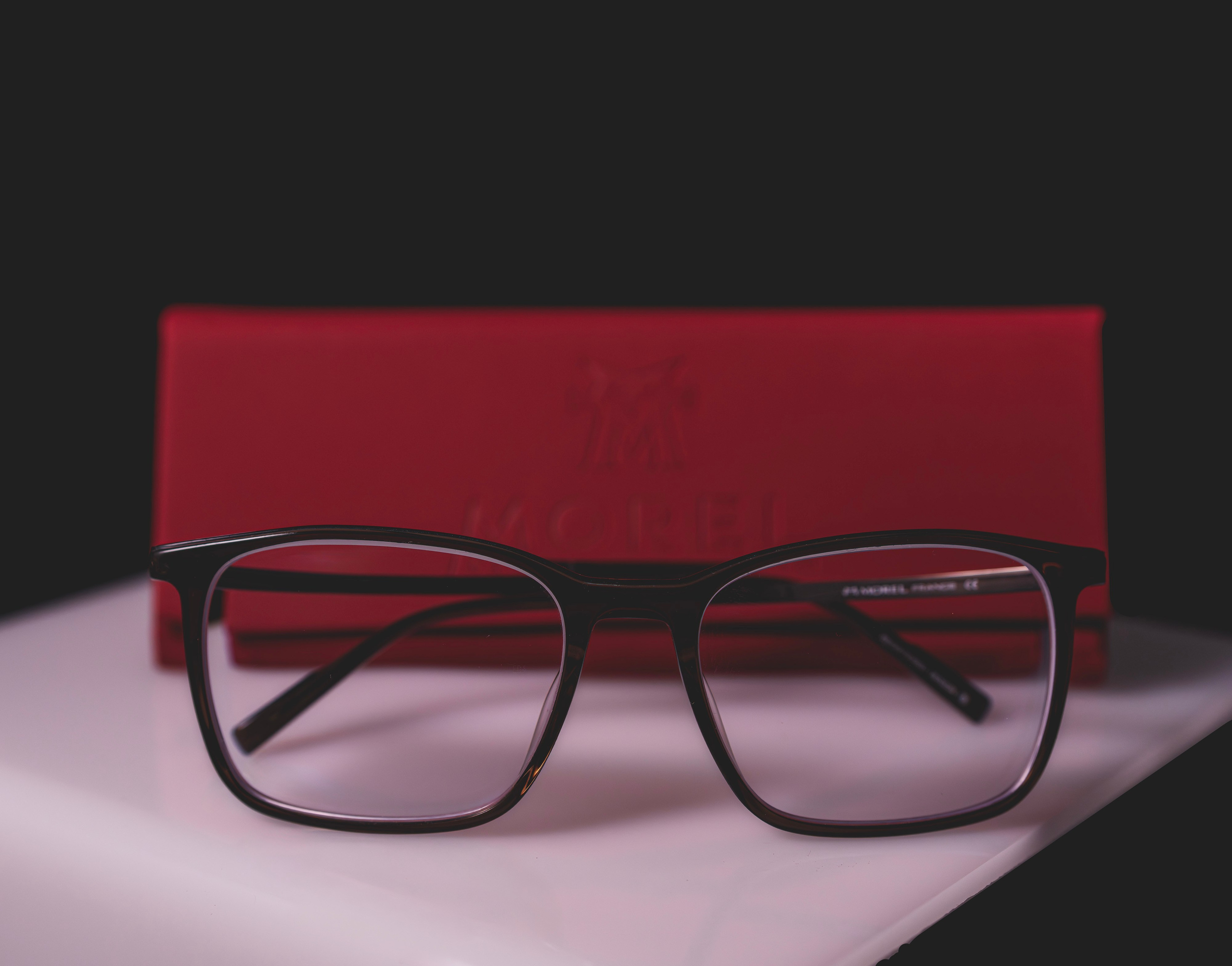 MOREL ОЧКИ. LUKIN IGOR Photography