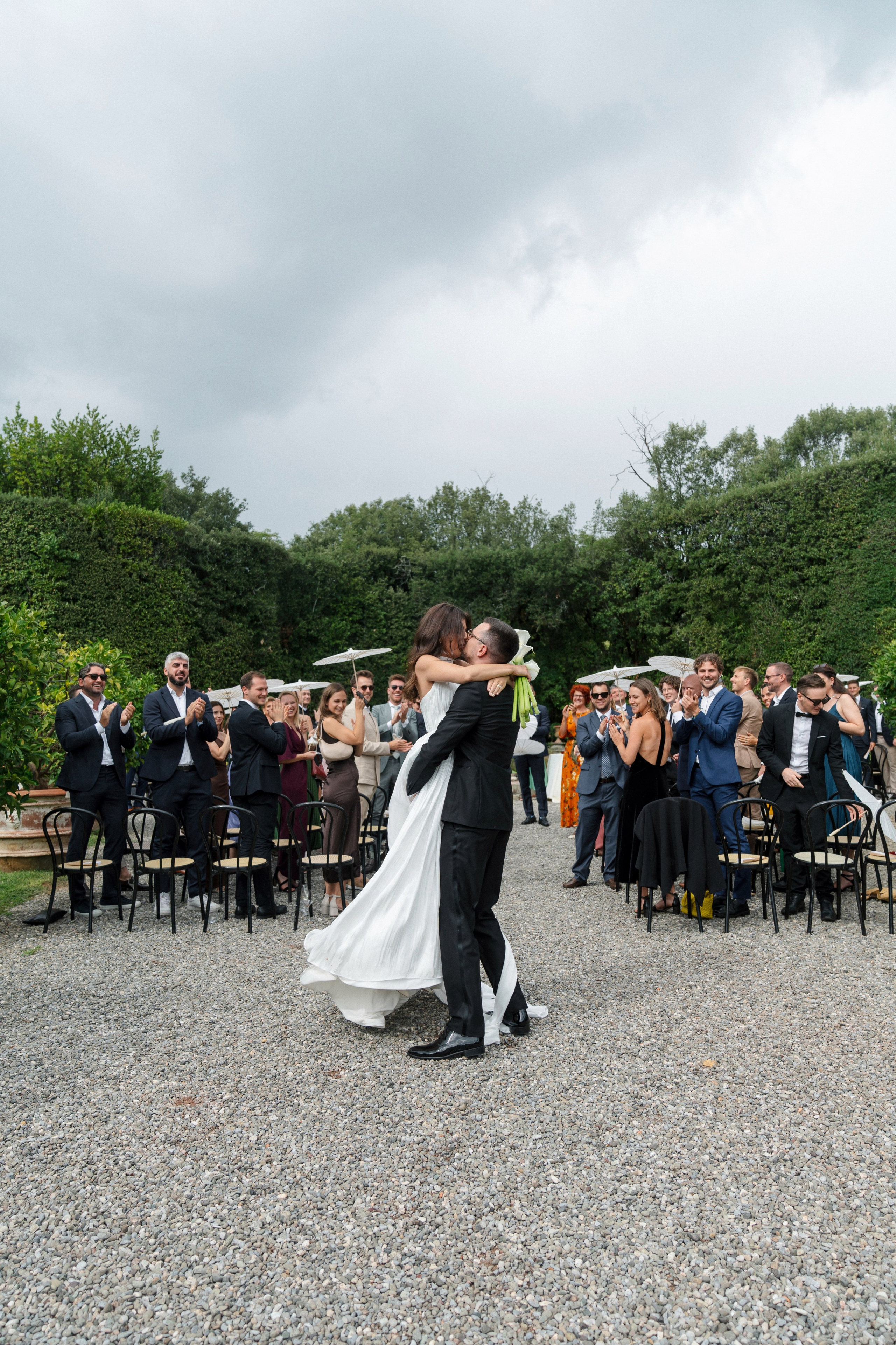 Alissa & Jakob · Villa Grabau, Tuscany. Raw Studio: Capturing Elegant weddings accross Europe