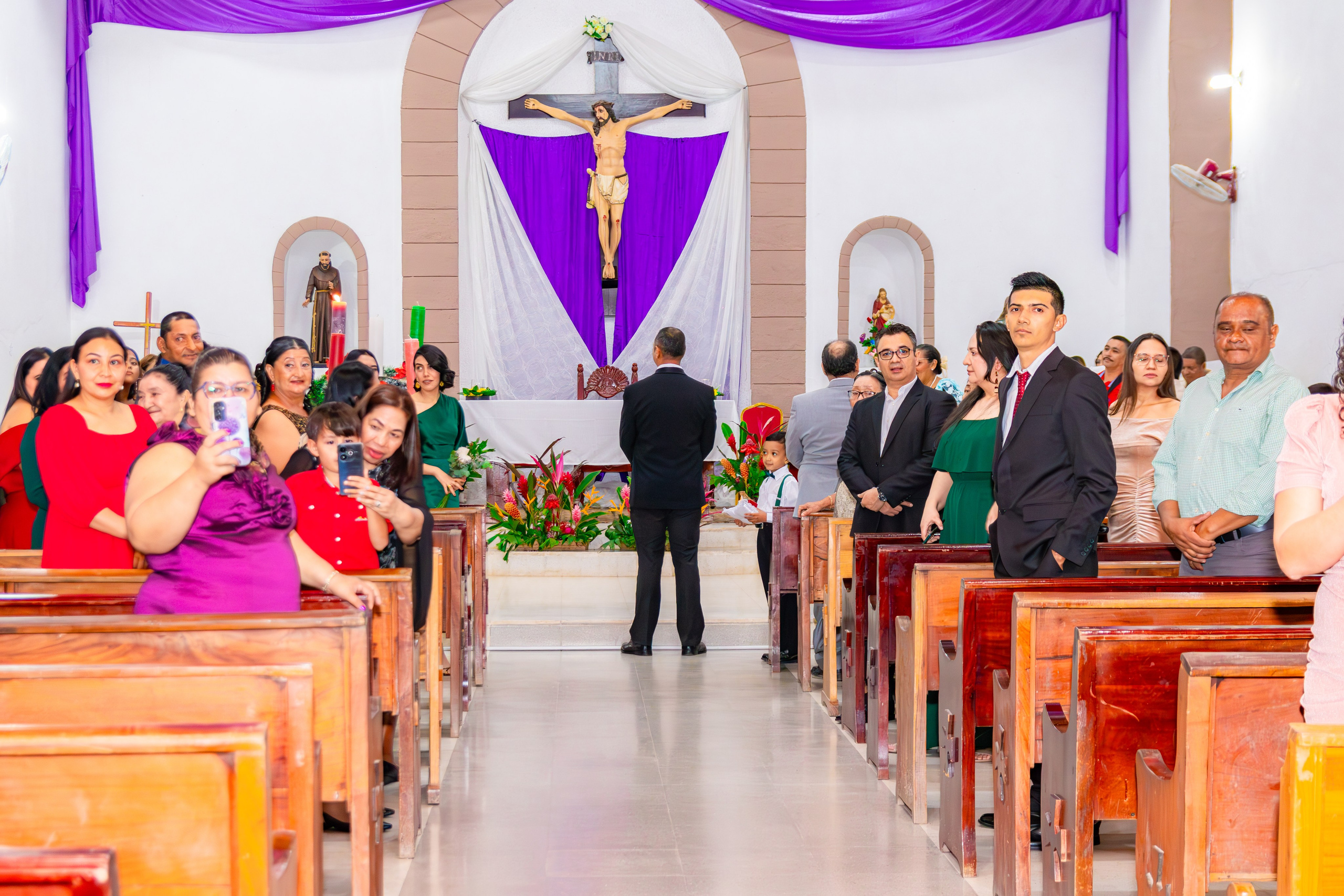 La mejor fotografía de Bodas y XV años en Olancho. Estudio Fotográfico Jafet
