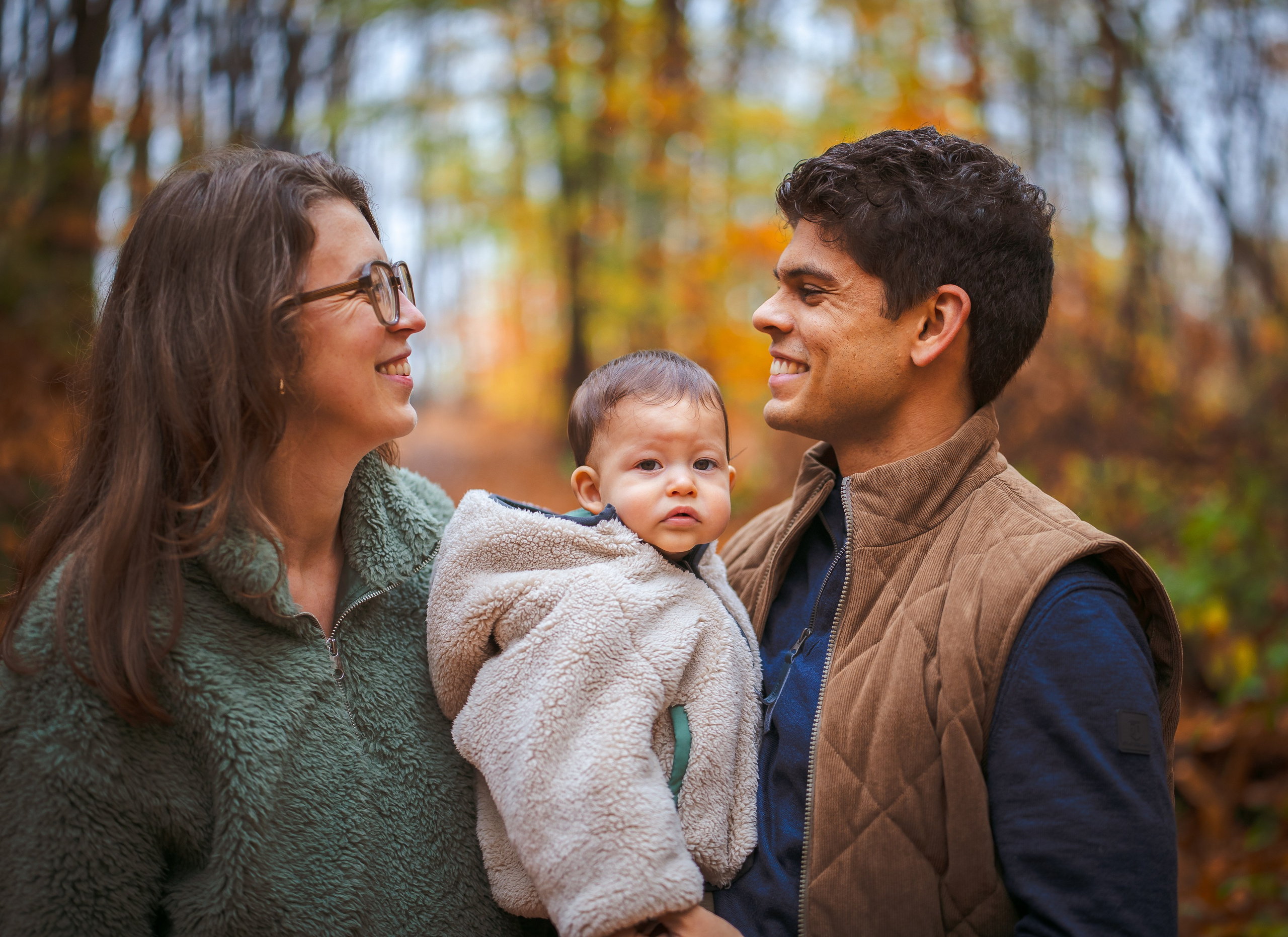 Familieshoot | Warme en Spontane Familiefotografie vol Emotie. Kapture Fotografie – Huwelijksfotografie & Portretfotografie voor pure liefdevolle momenten