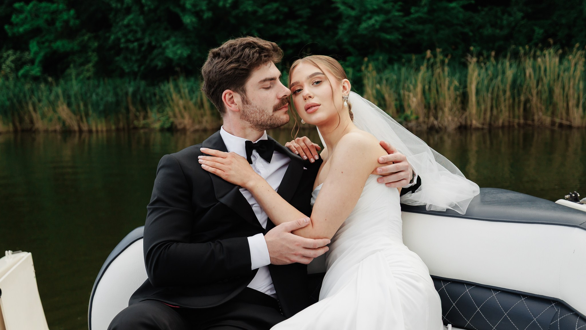 Wedding Photographer in Bucharest — Manu Ivanciu