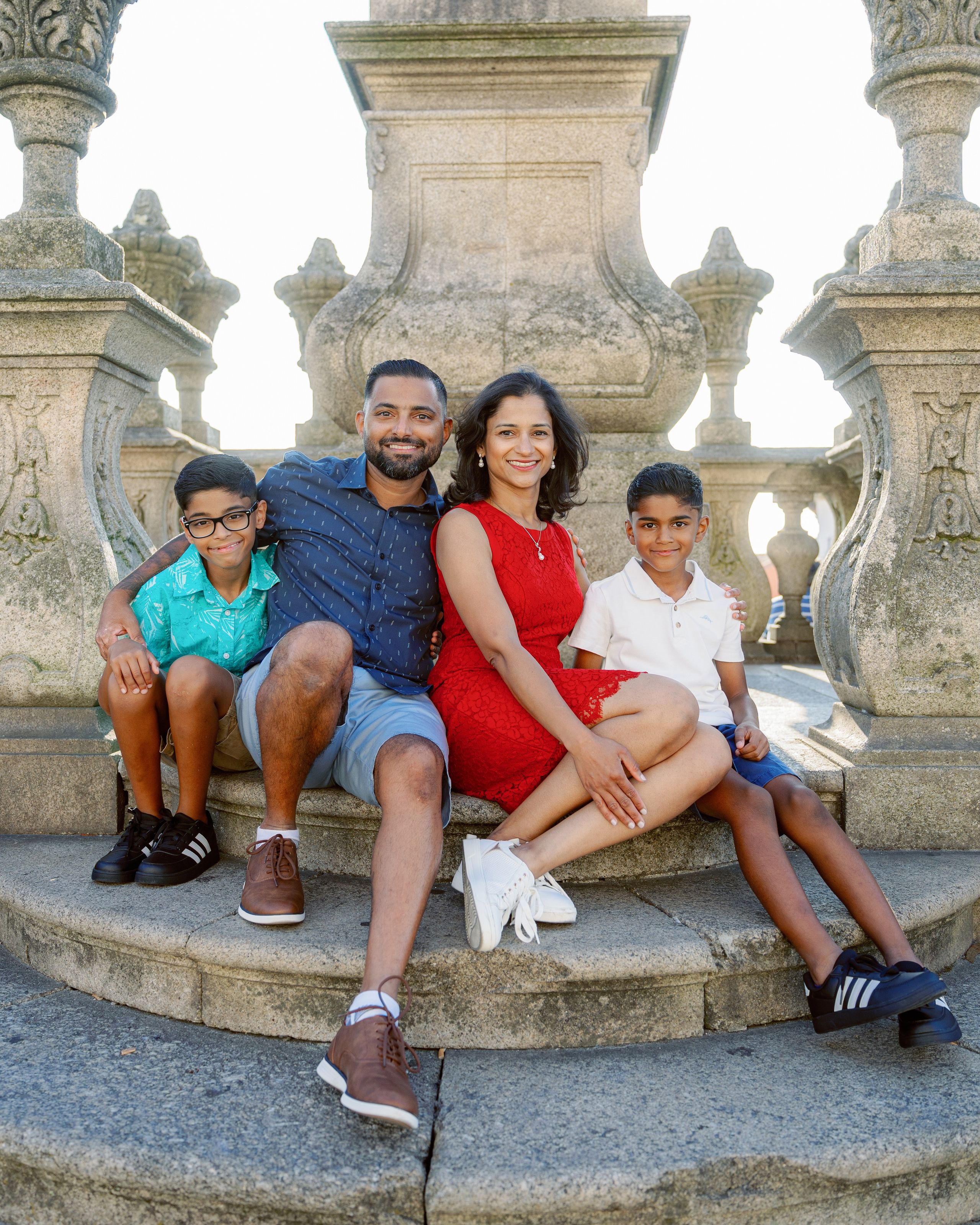 PORTO: PRIVATE WALKING TOUR AND PHOTO SHOOT. Фотограф и видеограф в Португалии