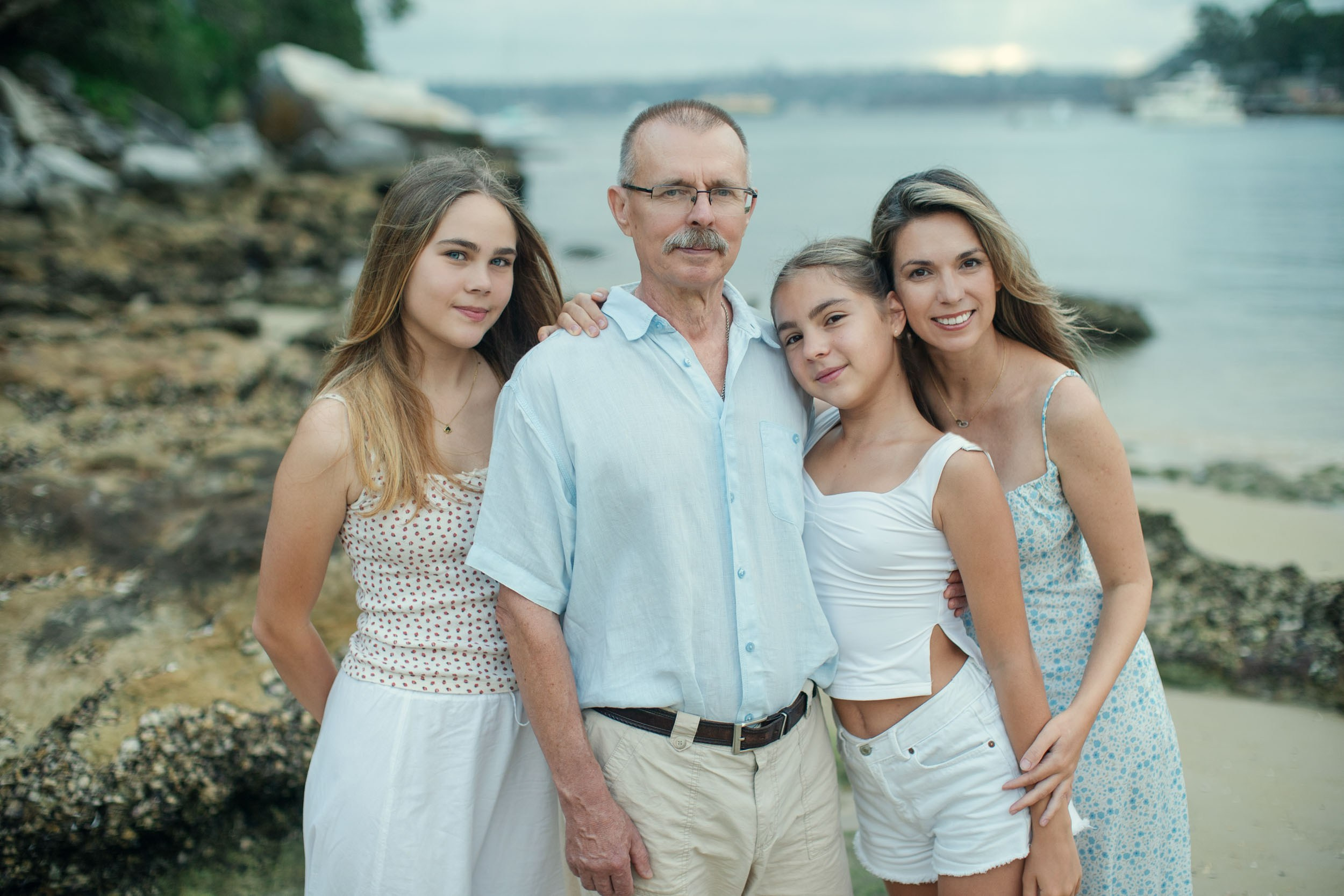 Extended Family Photography in Sydney, Manly. Portrait photographer