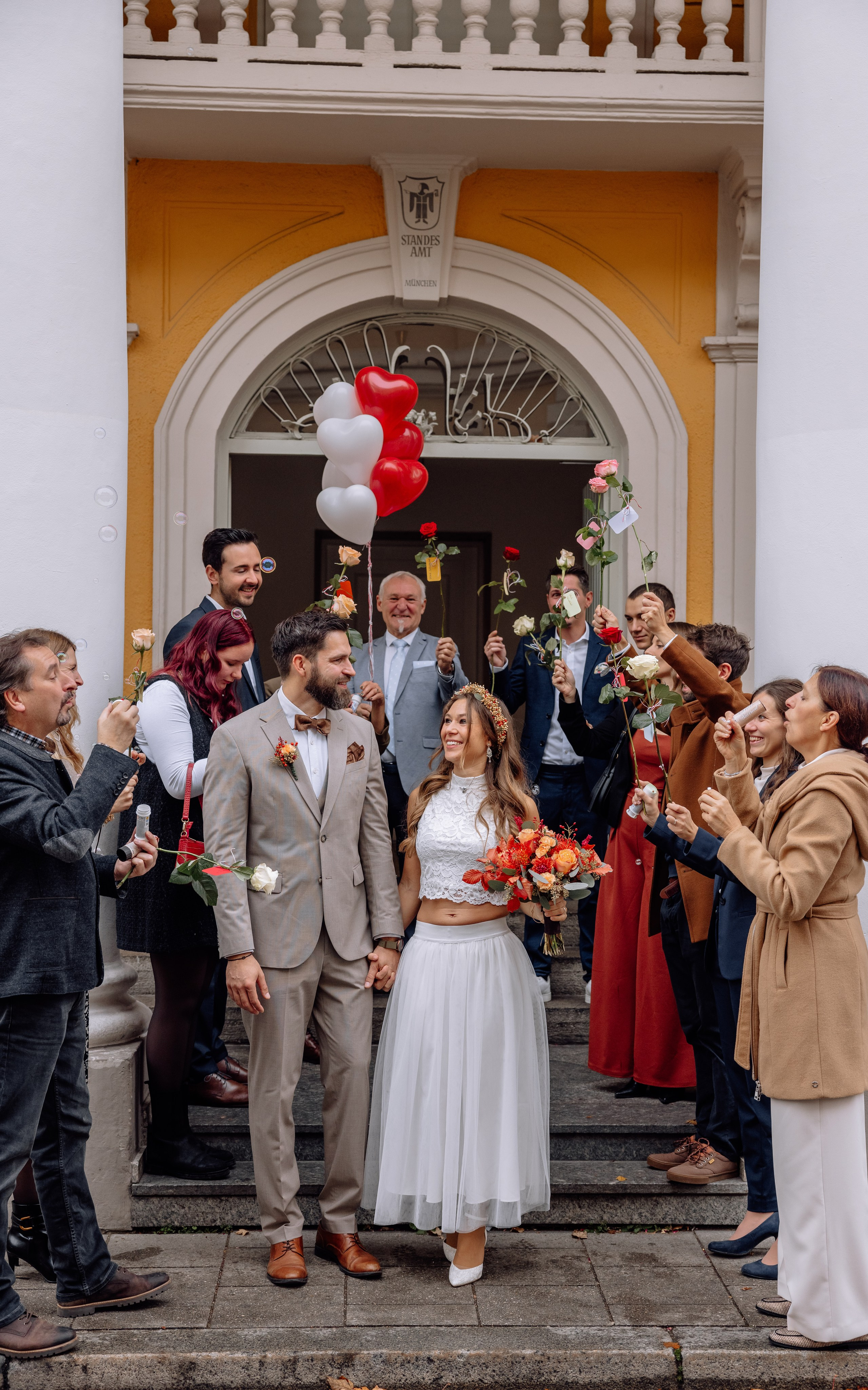 Herbsthochzeit im Standesamt Schwabing. Hochzeitsfotograf München Taufe Familienfotograf Tanja Mauke