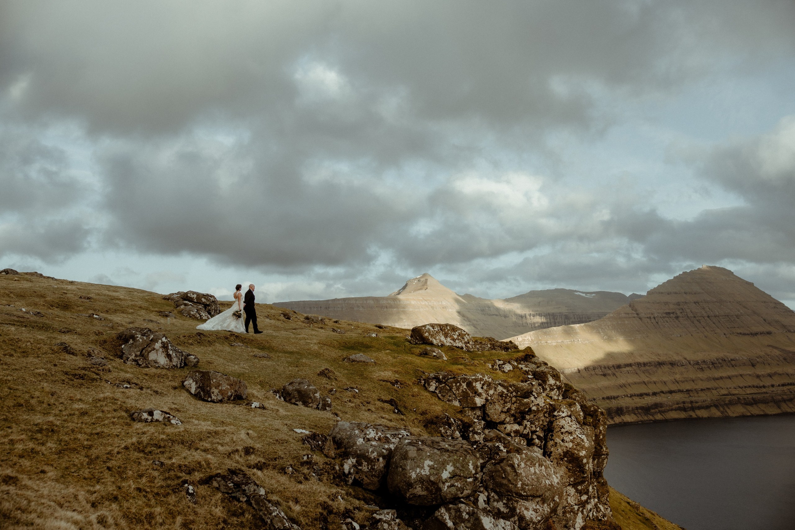Faroe Islands elopement | Adventure wedding in Faroe Islands. Iceland elopement photographer & videographer