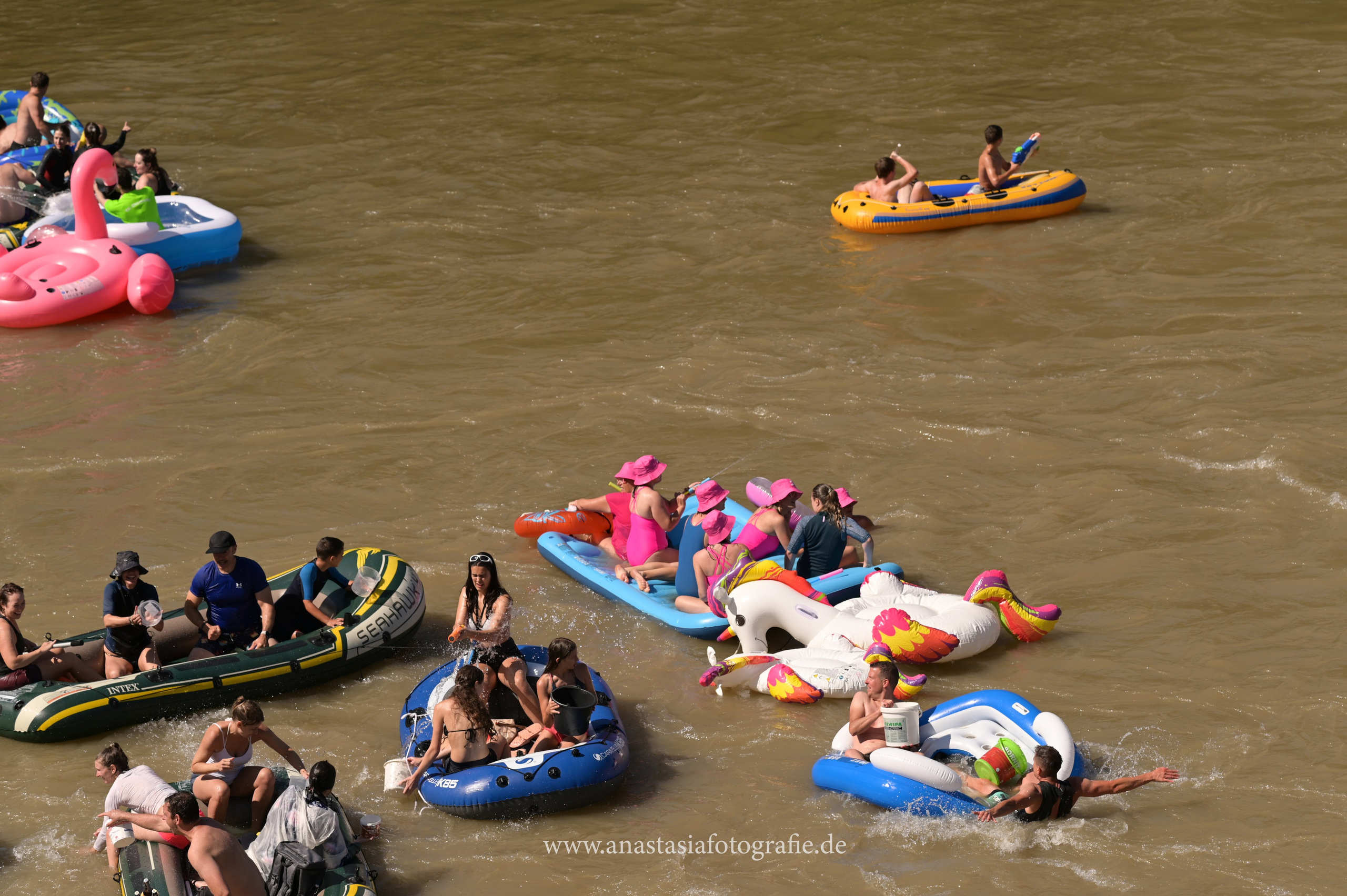 Nabada Ulm 2025. Newbornfotograf Kinderfotograf Ulm Familienfotograf Anastasia Neu-Ulm