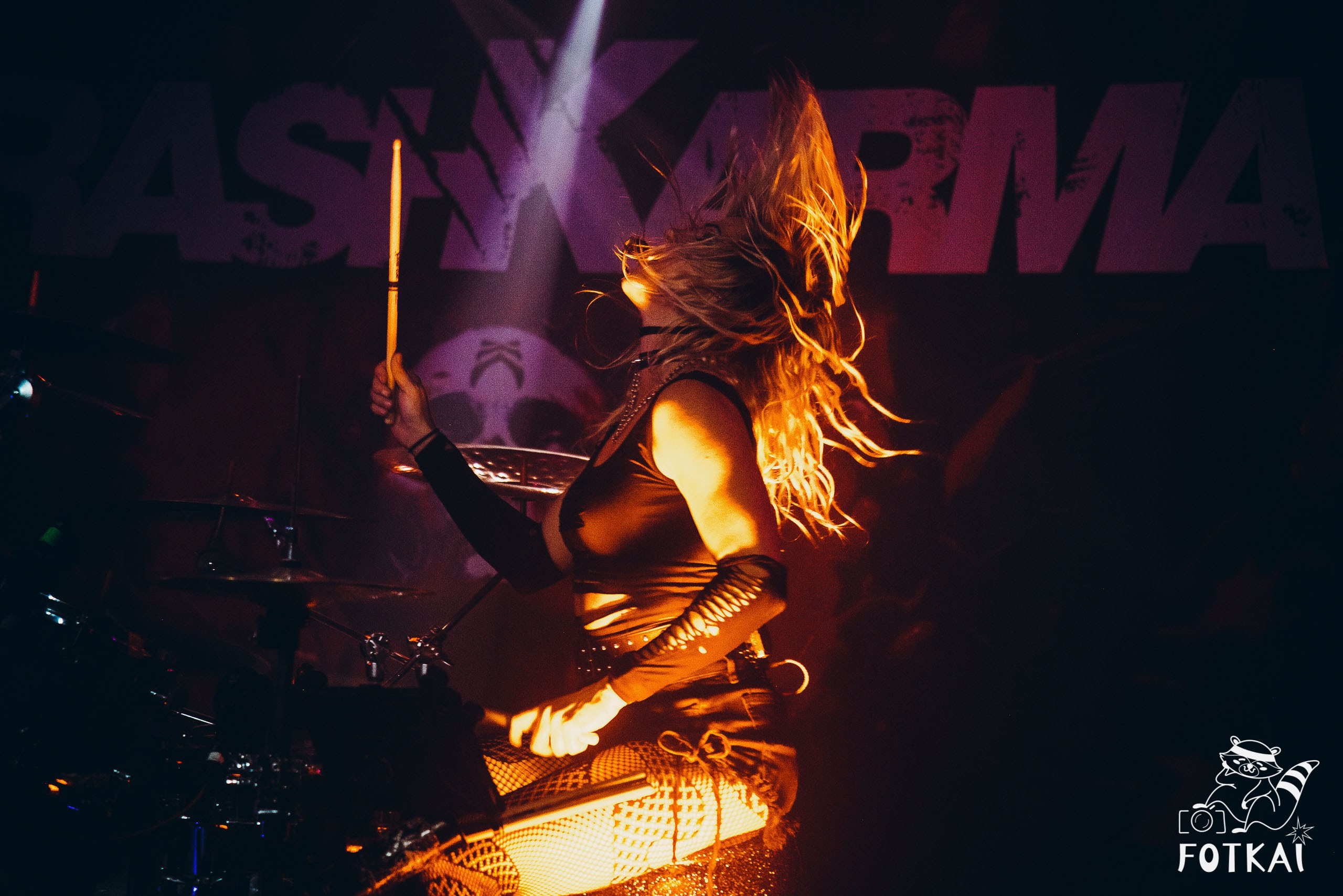 KrashKarma — фоторепортаж с концерта в Мурсии | Концертный фотограф Испания | FOTKAI