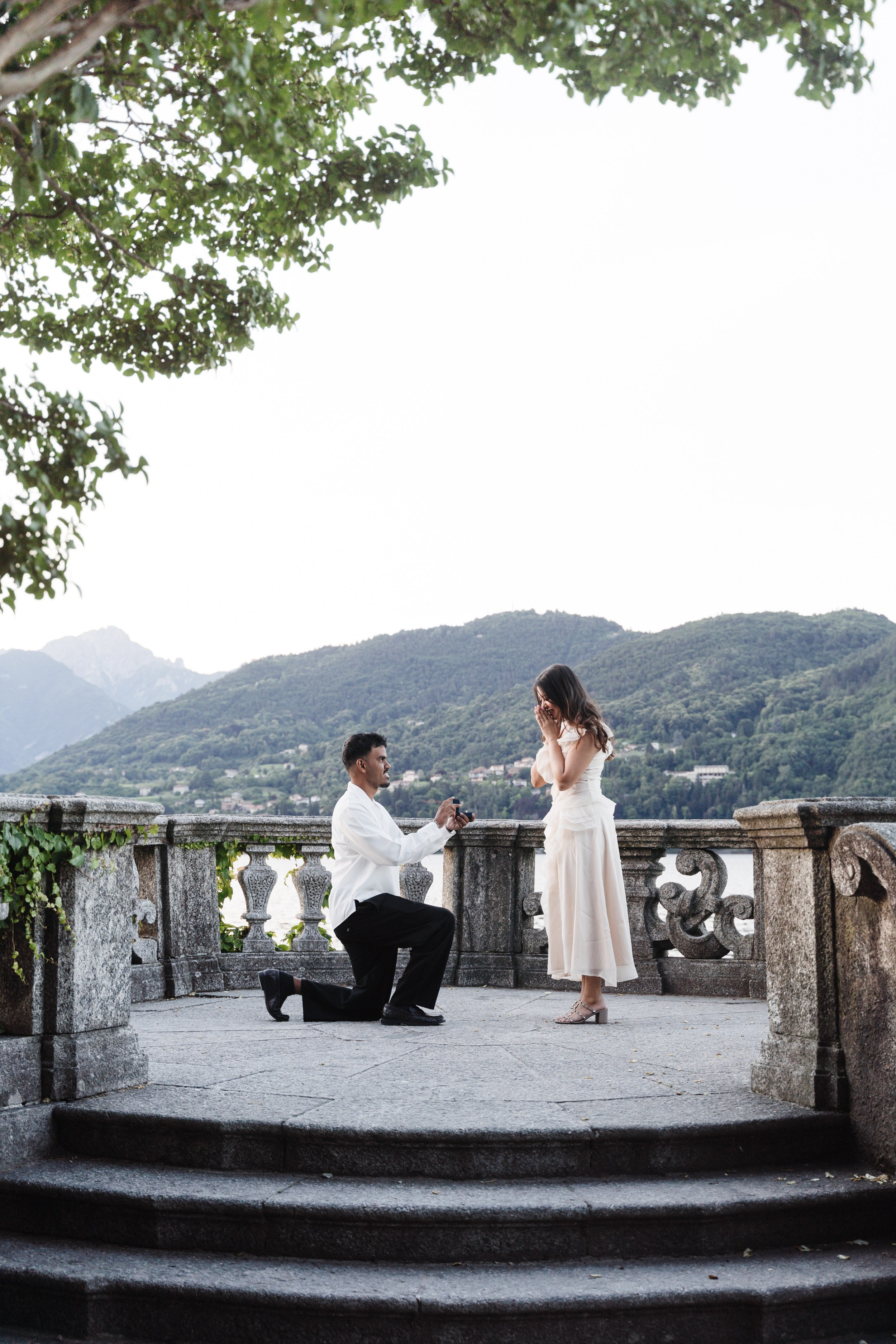 Tremezzo Proposal Photographer | Romantic Proposal Ideas on Lake Como