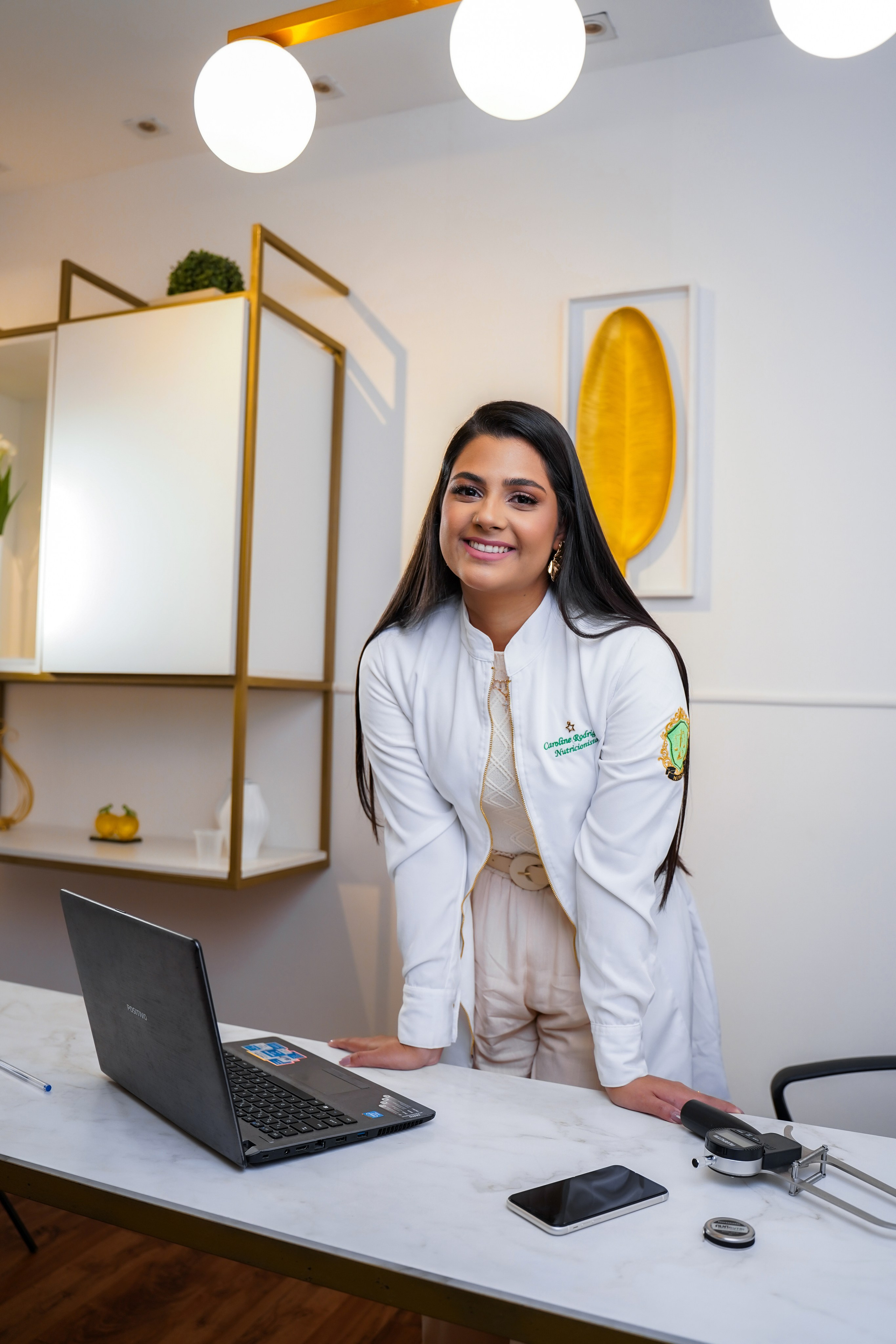 Institucionais. Início