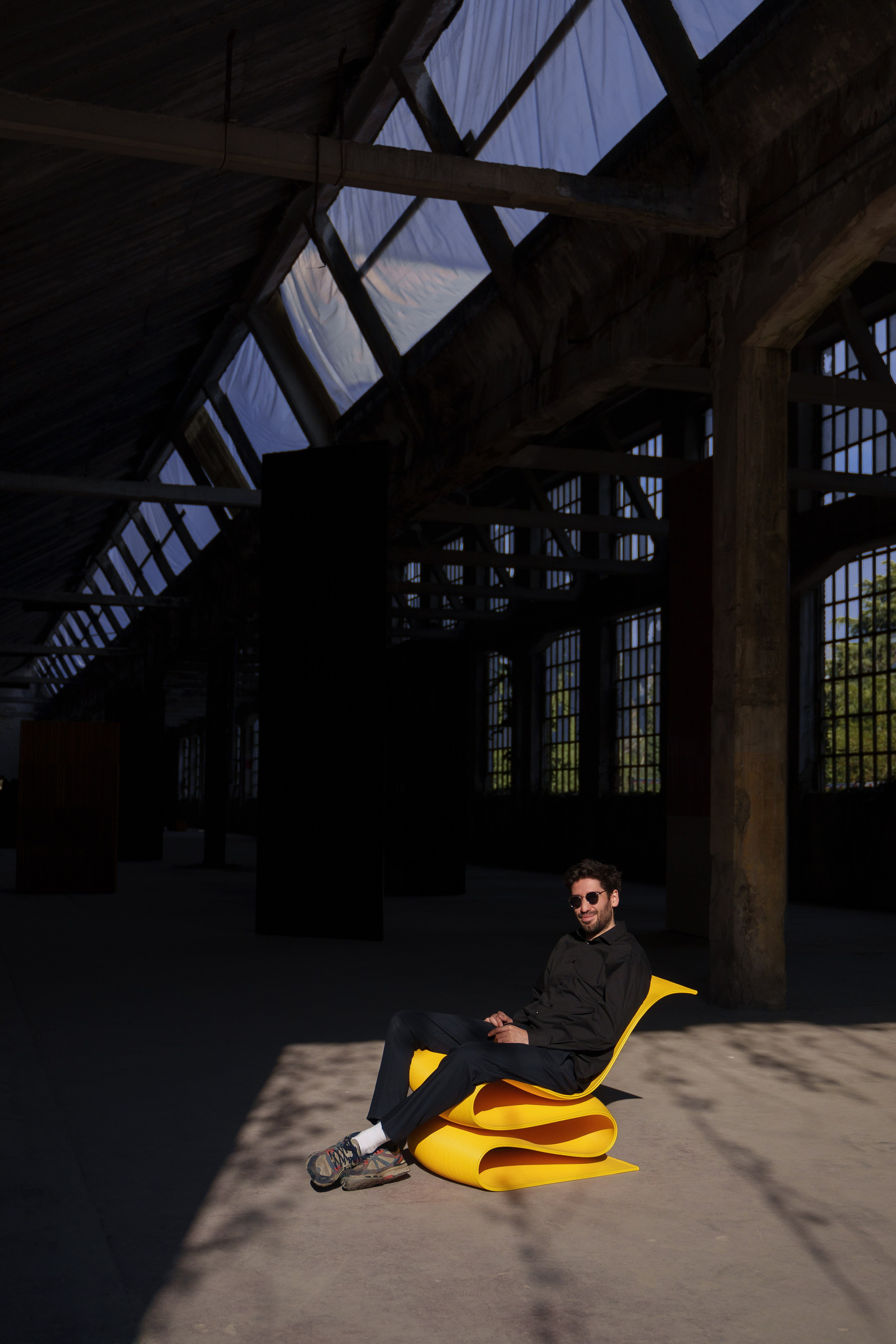 Vizcom. Dmitrii Shmatov — High-End Portrait & Fashion Photographer in Milan