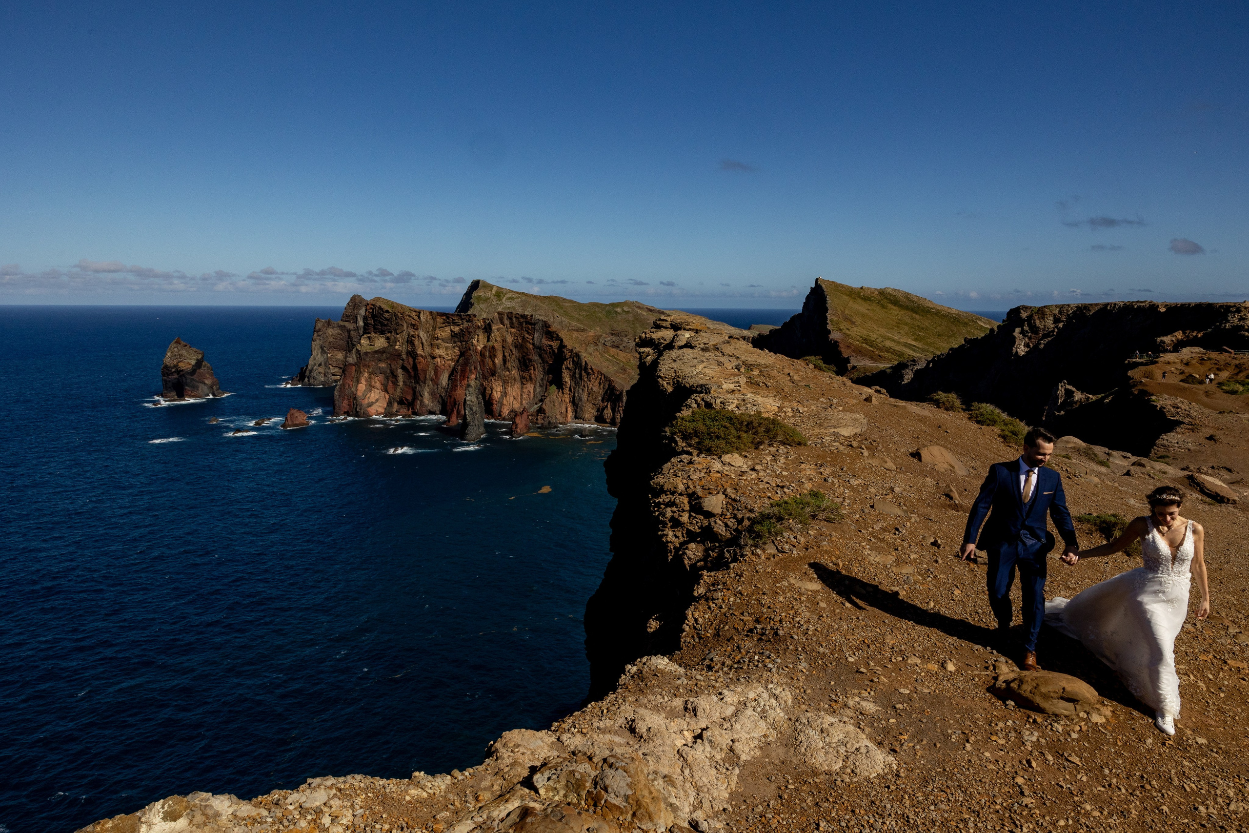 Madeira Elopement Photoshoot | Romantic Couple Session in Madeira Island. Lisbon Wedding Photographer | Elegant Wedding Storytelling